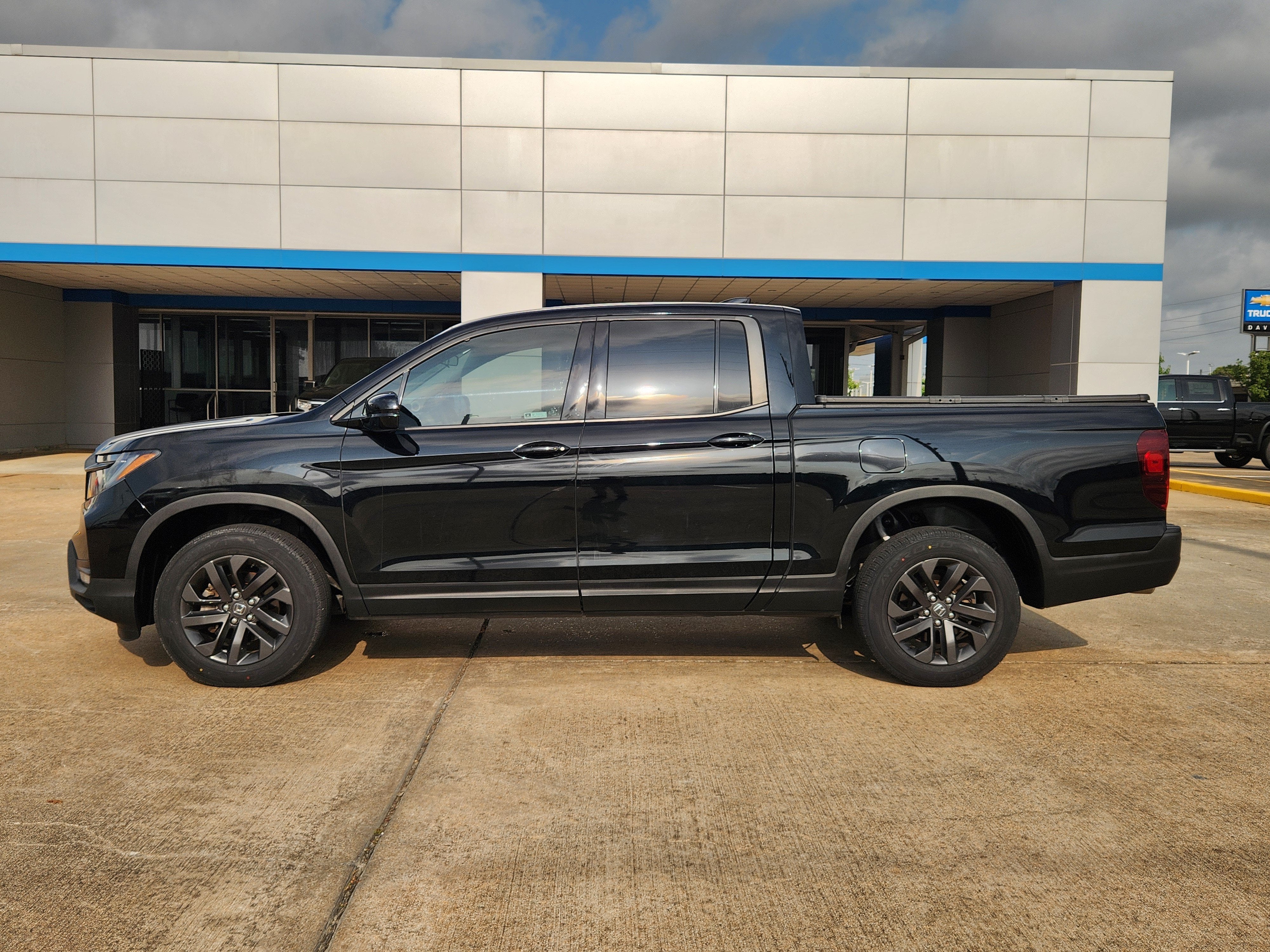 2023 Honda Ridgeline Sport