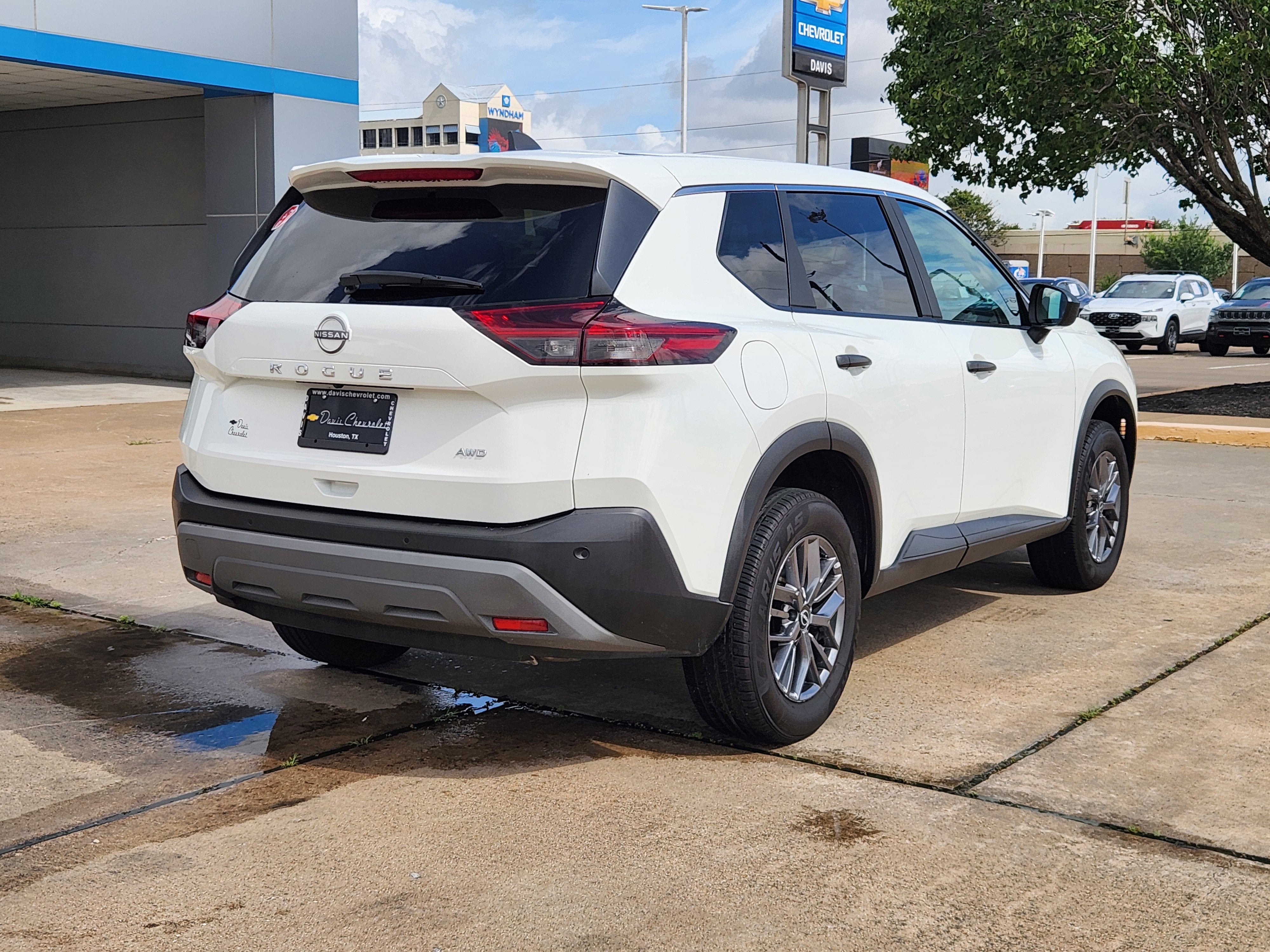 2023 Nissan Rogue S Intelligent AWD