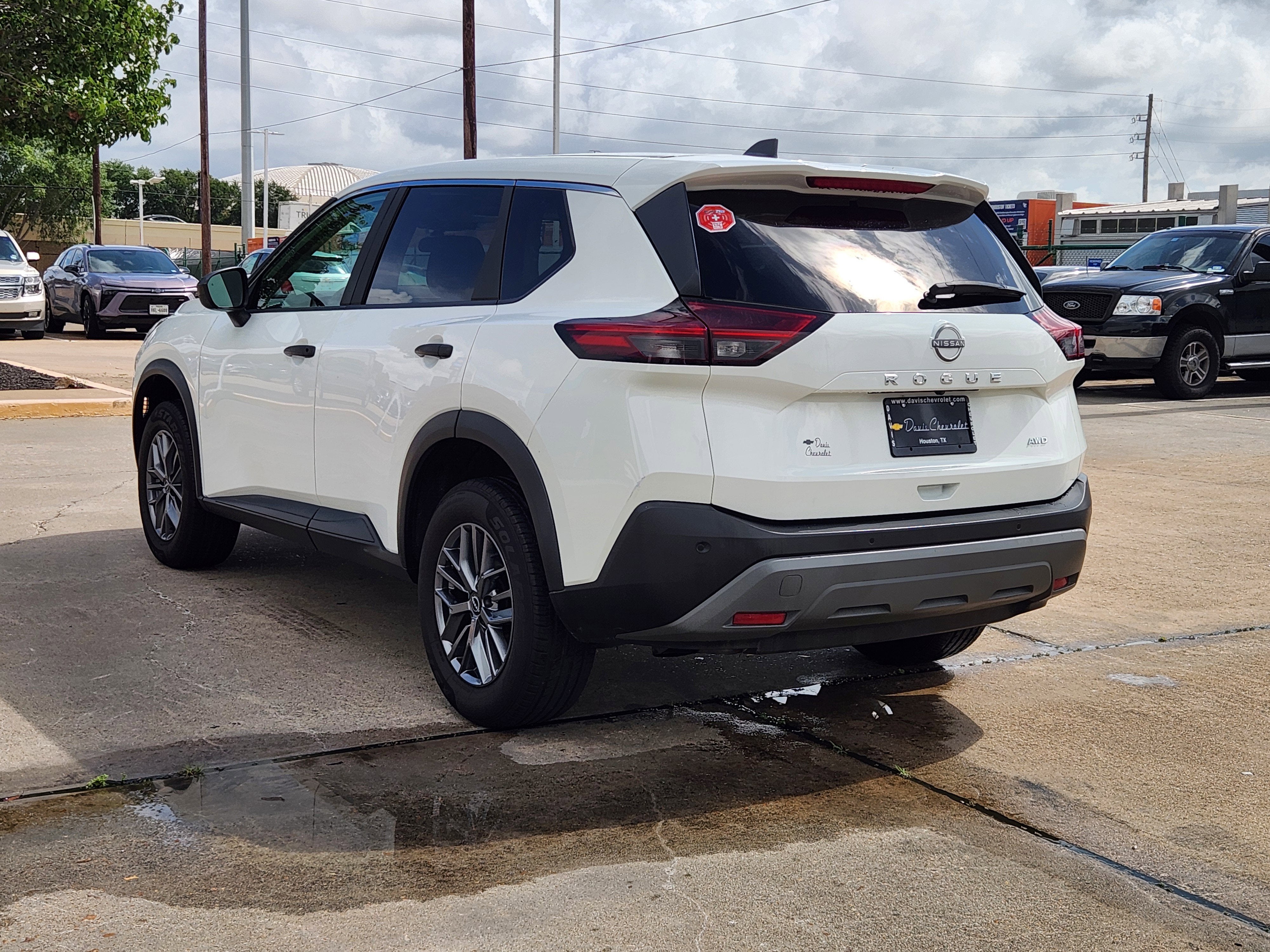 2023 Nissan Rogue S Intelligent AWD