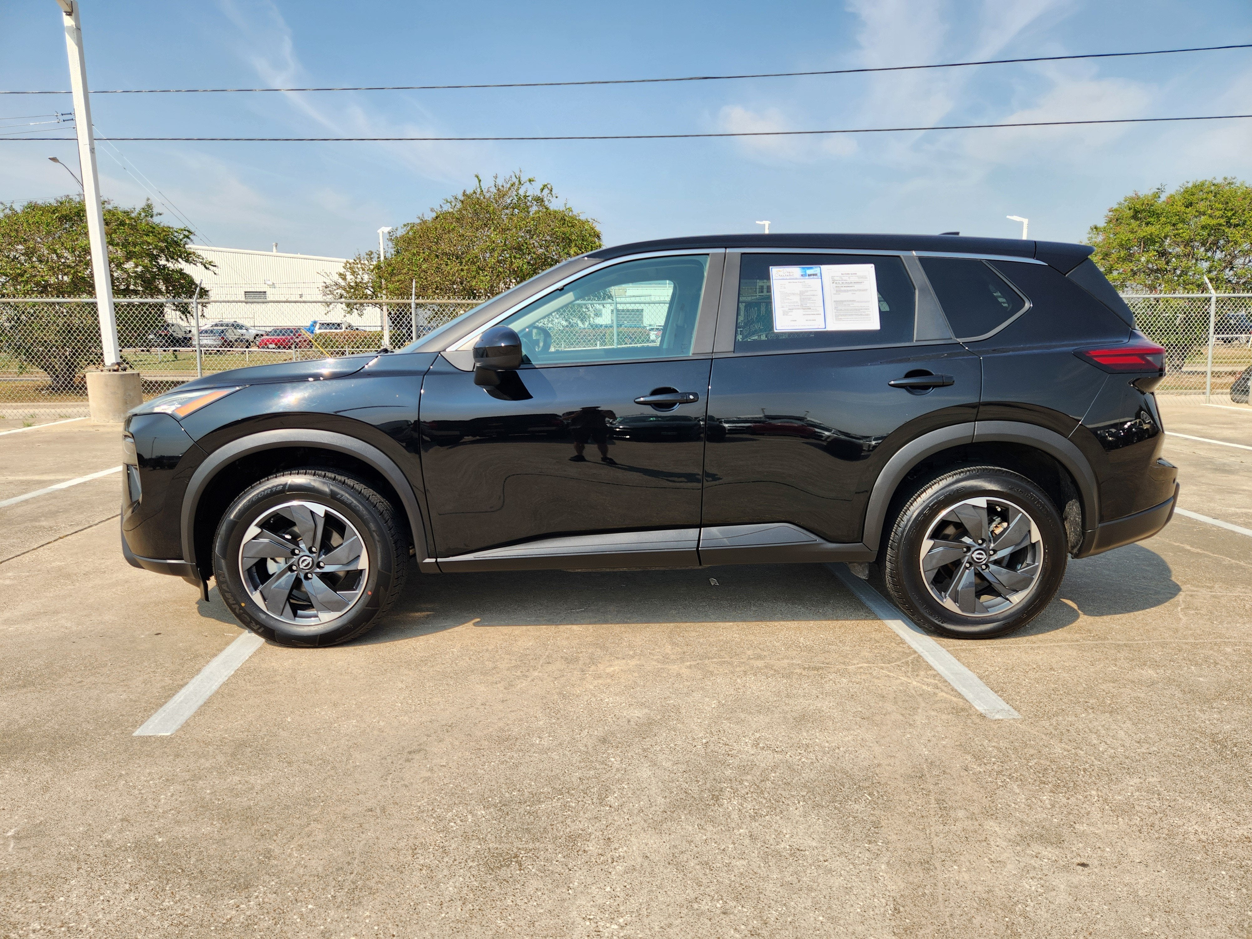 2024 Nissan Rogue SV