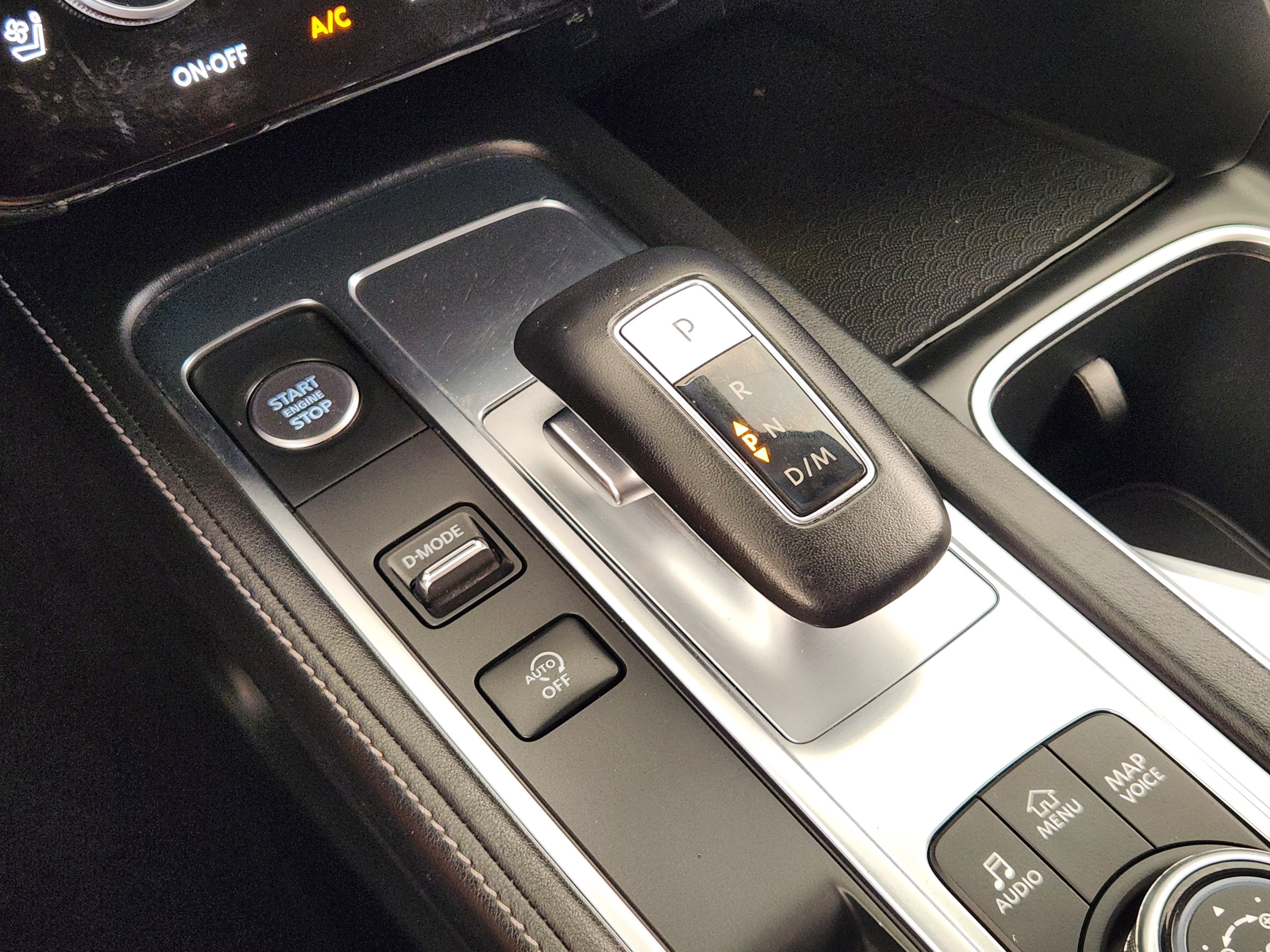 2022 INFINITI QX60 LUXE