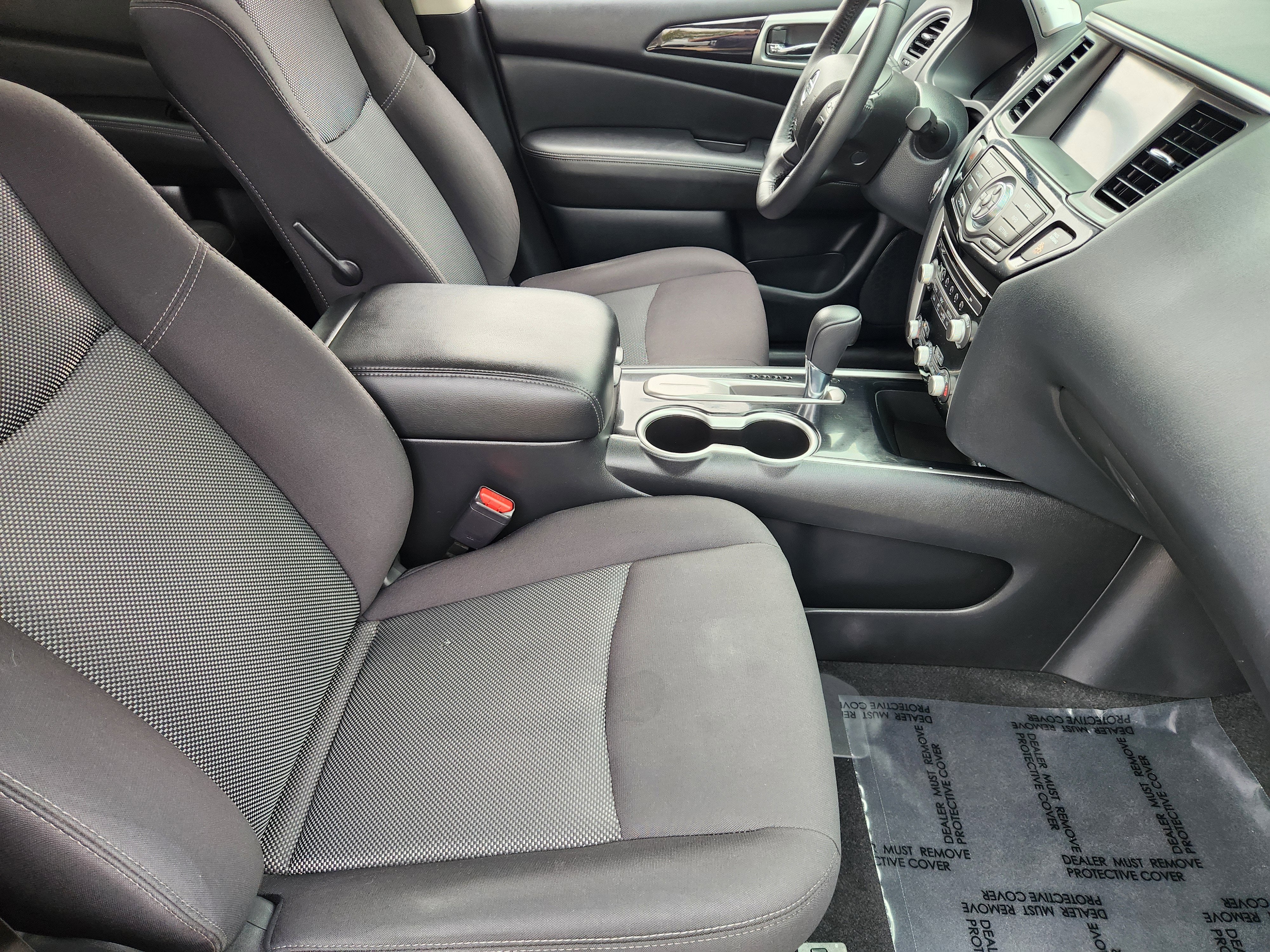 2020 Nissan Pathfinder SV