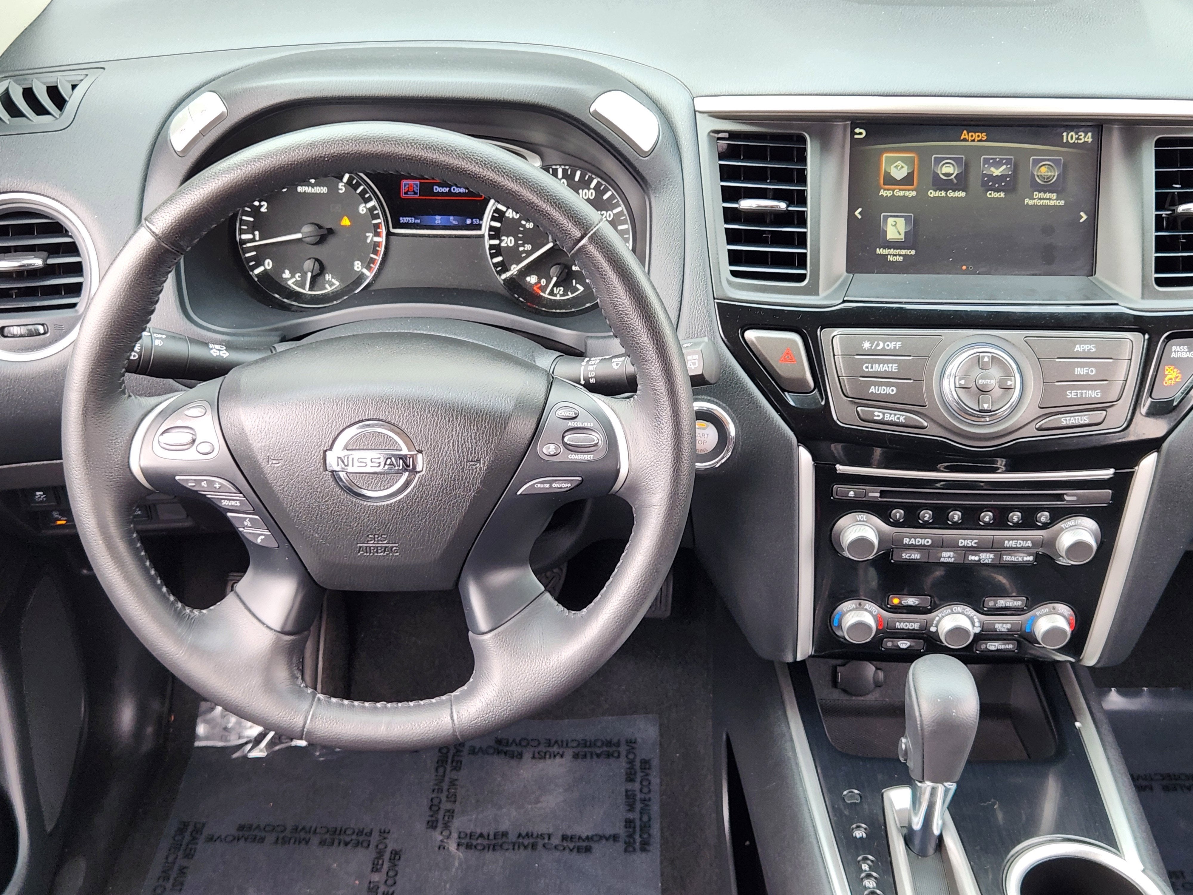 2020 Nissan Pathfinder SV