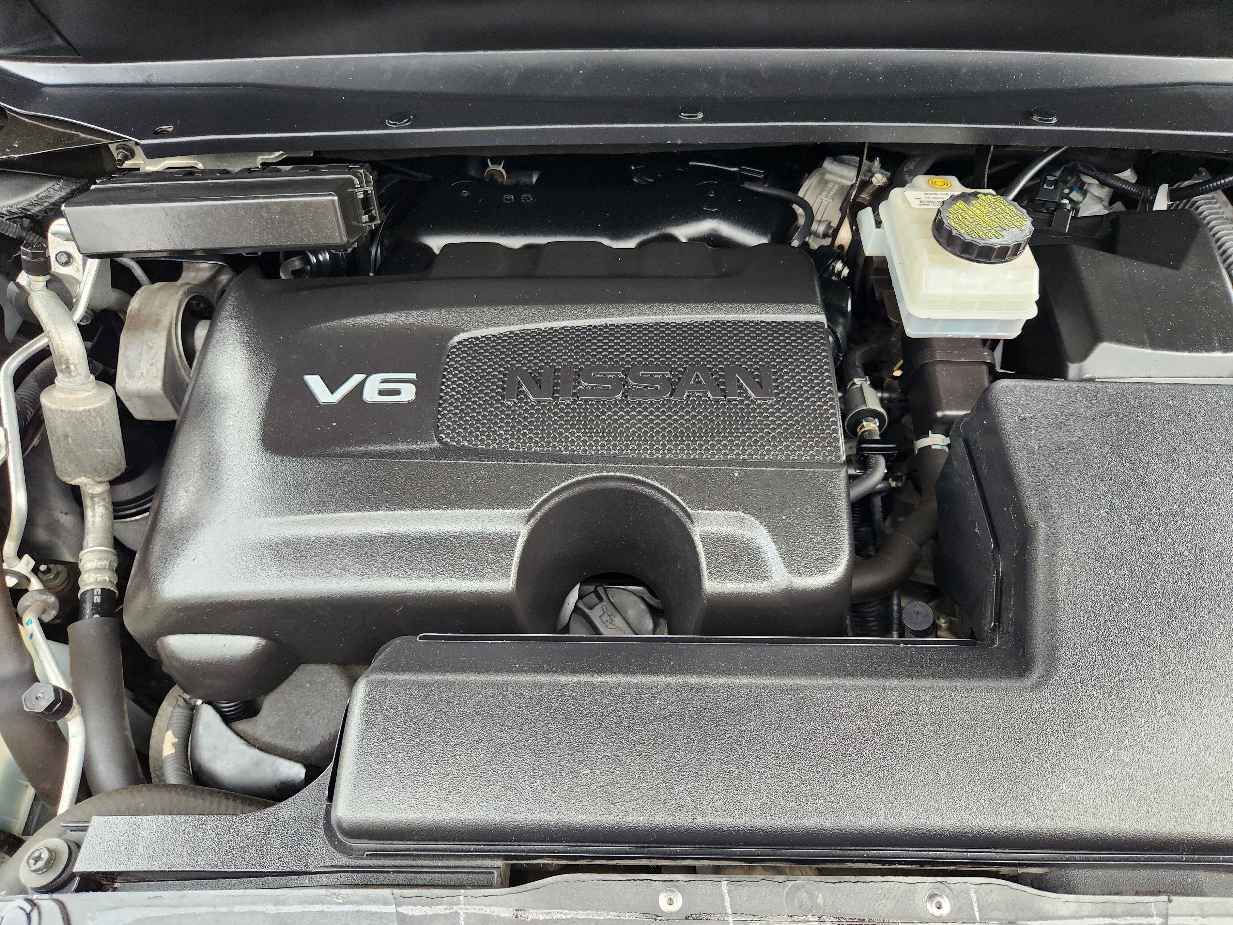 2020 Nissan Pathfinder SV