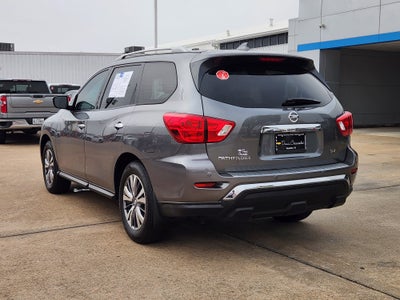 2020 Nissan Pathfinder SV