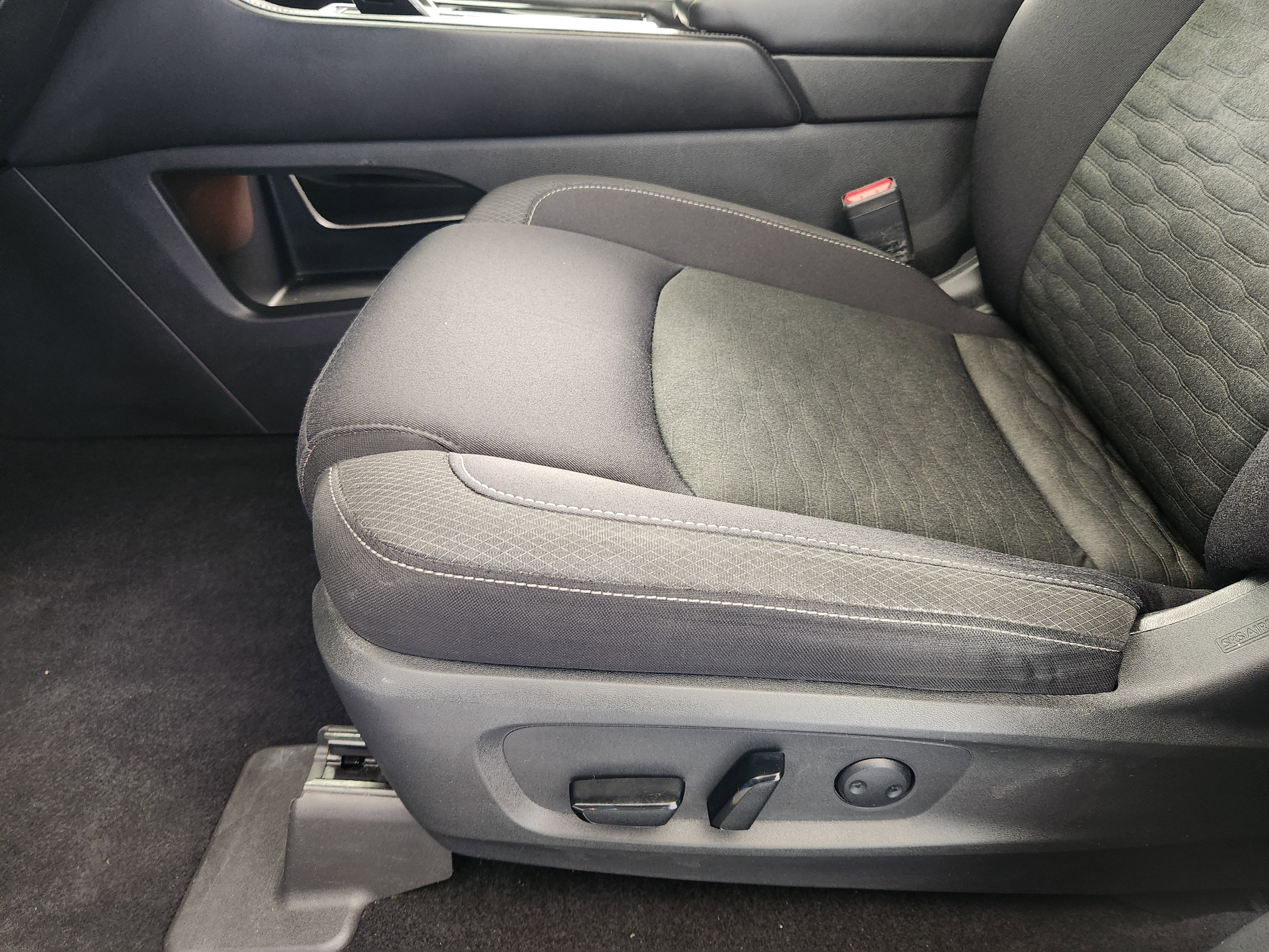 2022 Nissan Pathfinder SV 2WD