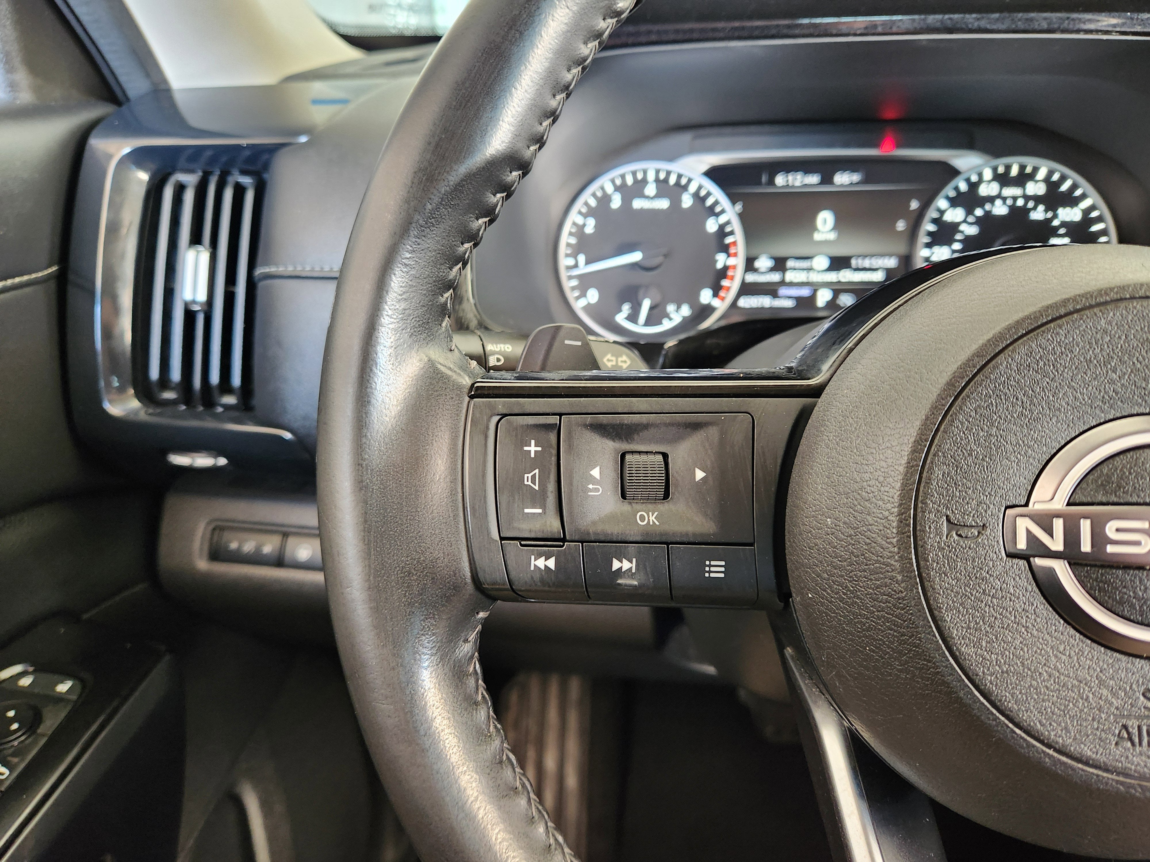 2022 Nissan Pathfinder SV 2WD