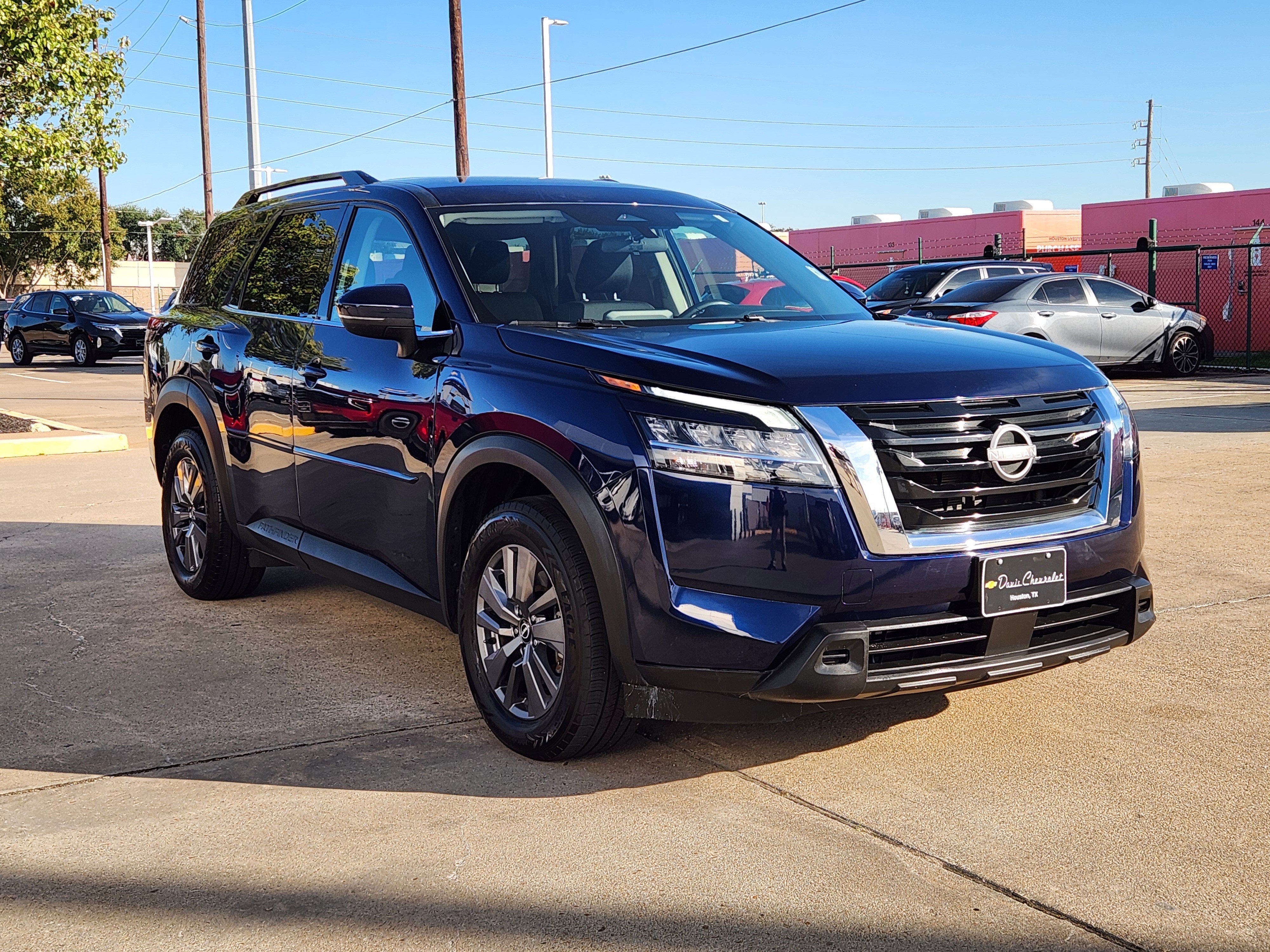 2022 Nissan Pathfinder SV 2WD