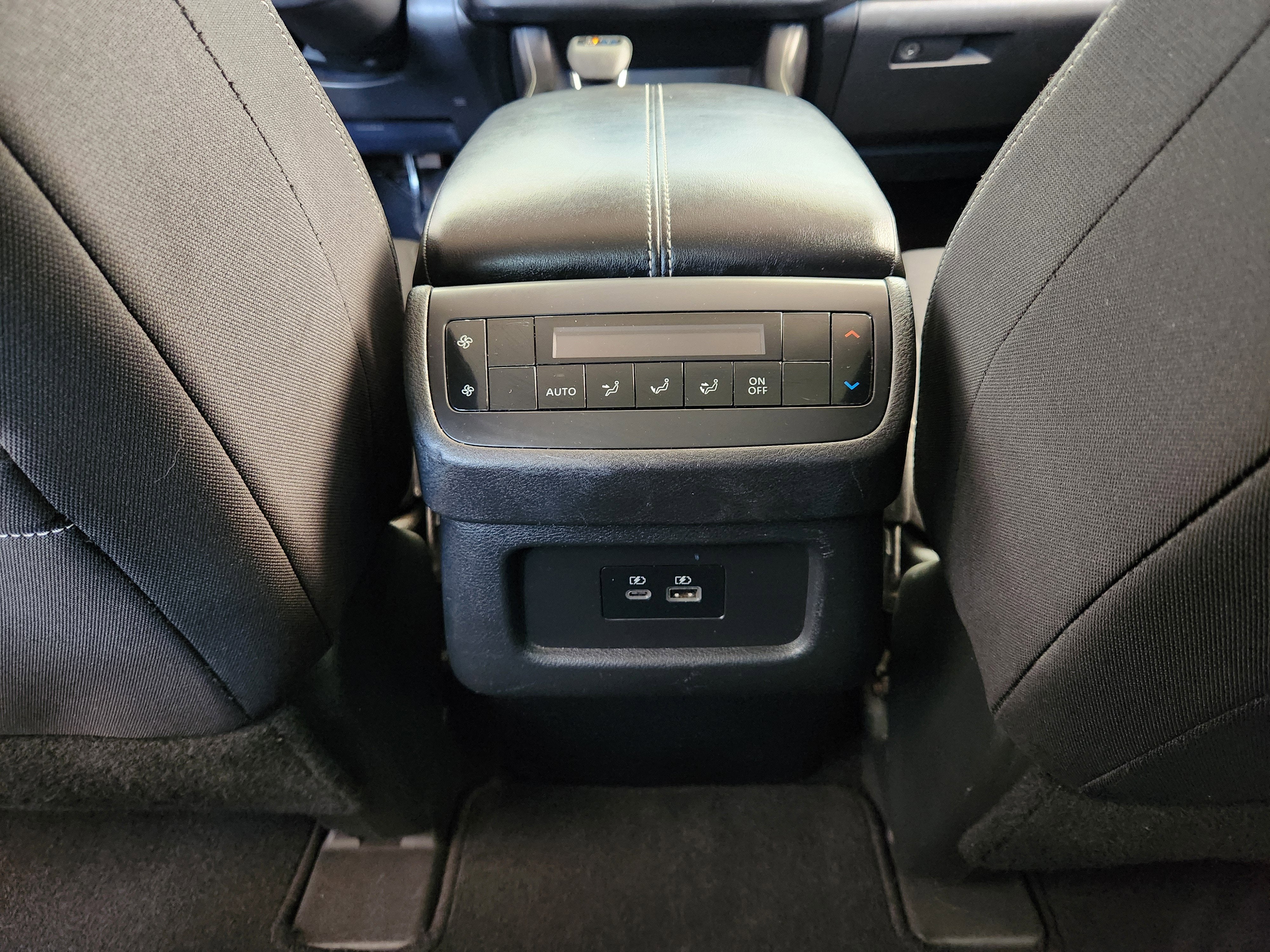 2022 Nissan Pathfinder SV 2WD