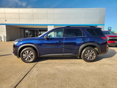 2022 Nissan Pathfinder SV 2WD