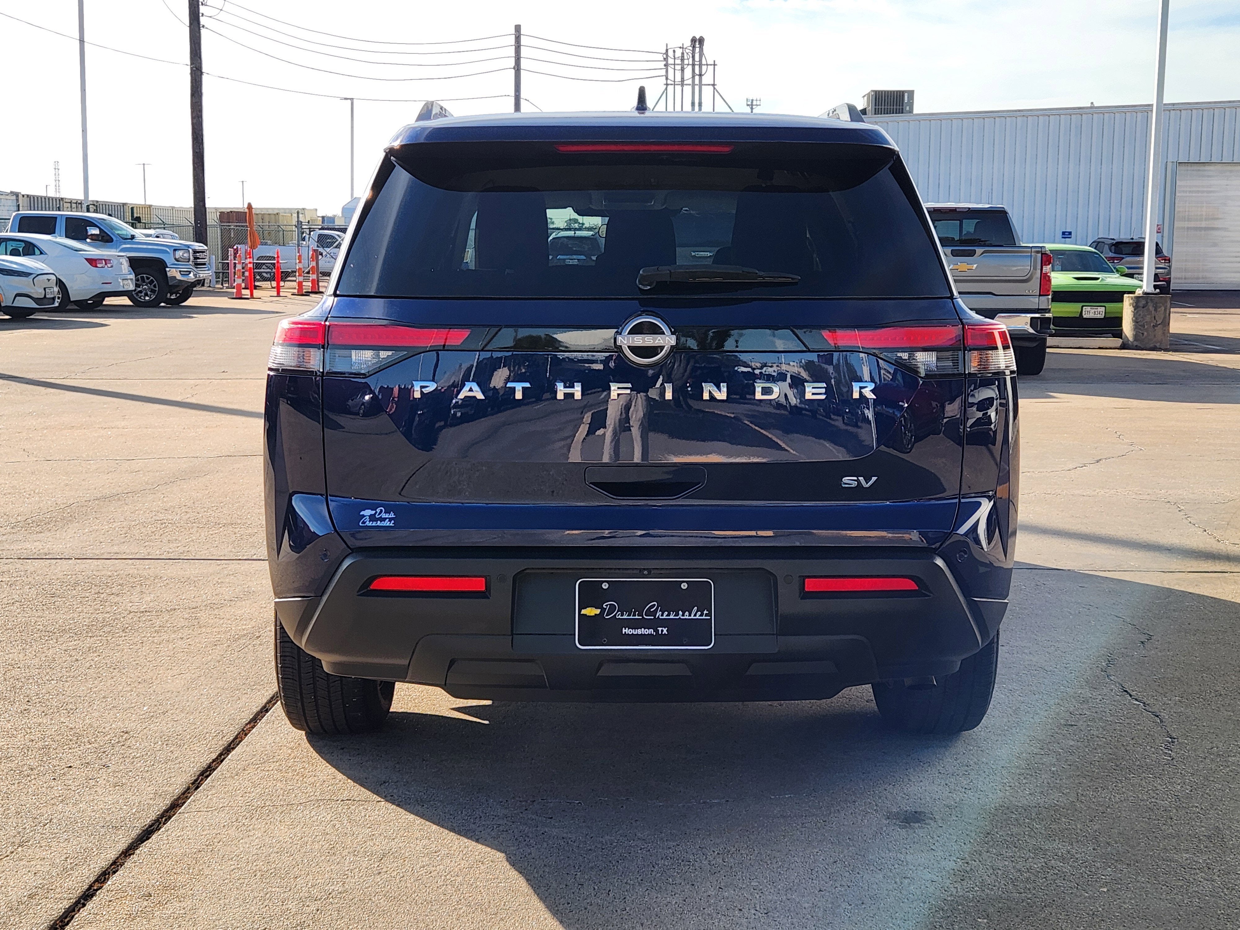 2022 Nissan Pathfinder SV 2WD