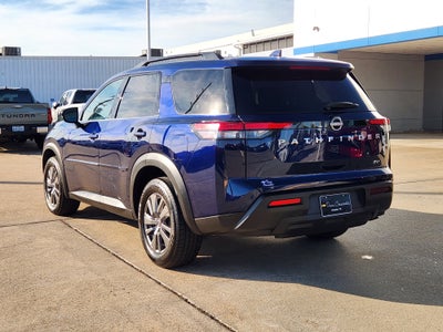 2022 Nissan Pathfinder SV 2WD