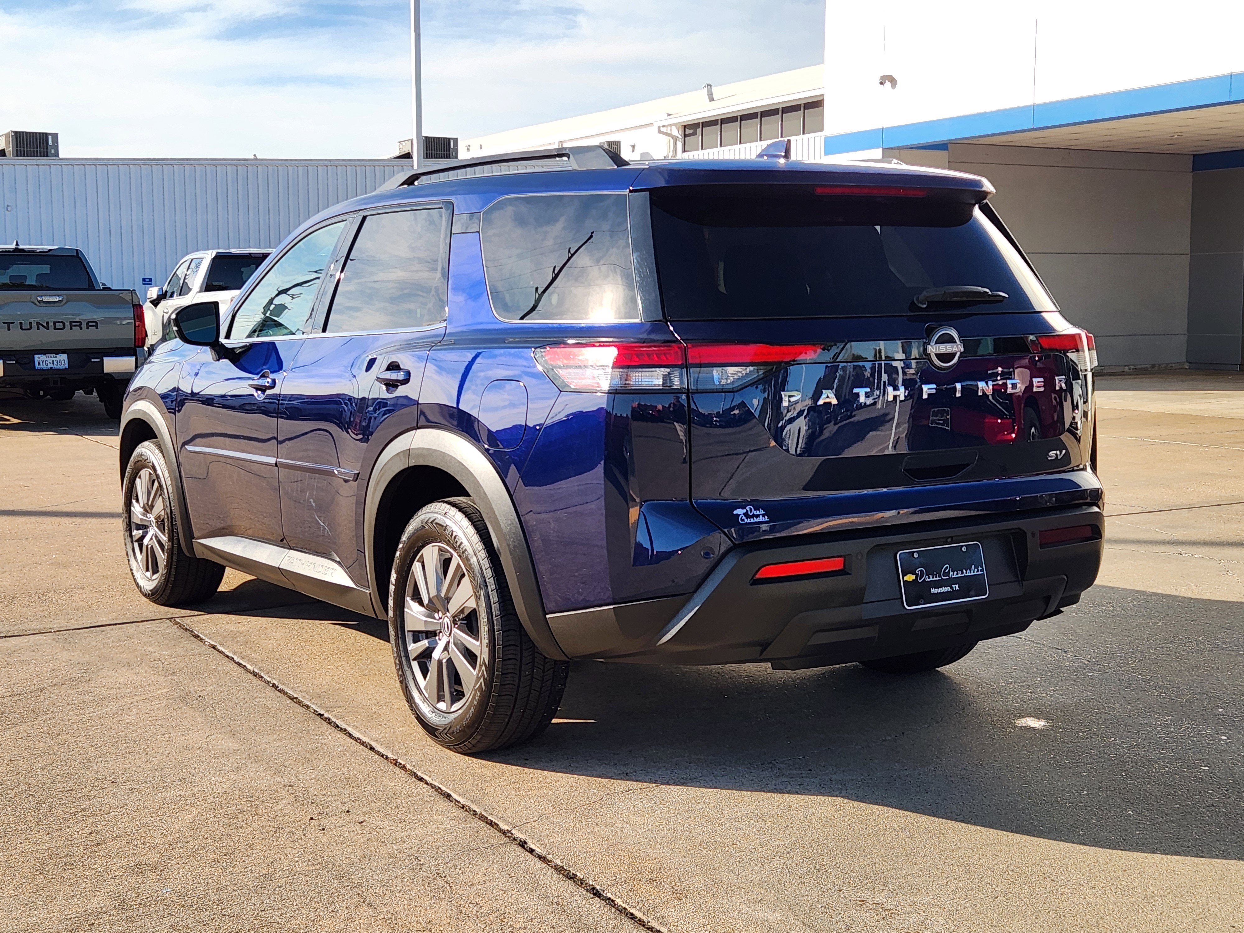 2022 Nissan Pathfinder SV 2WD