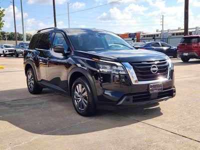 2025 Nissan Pathfinder SV