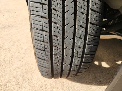 2023 Nissan Pathfinder SL FWD