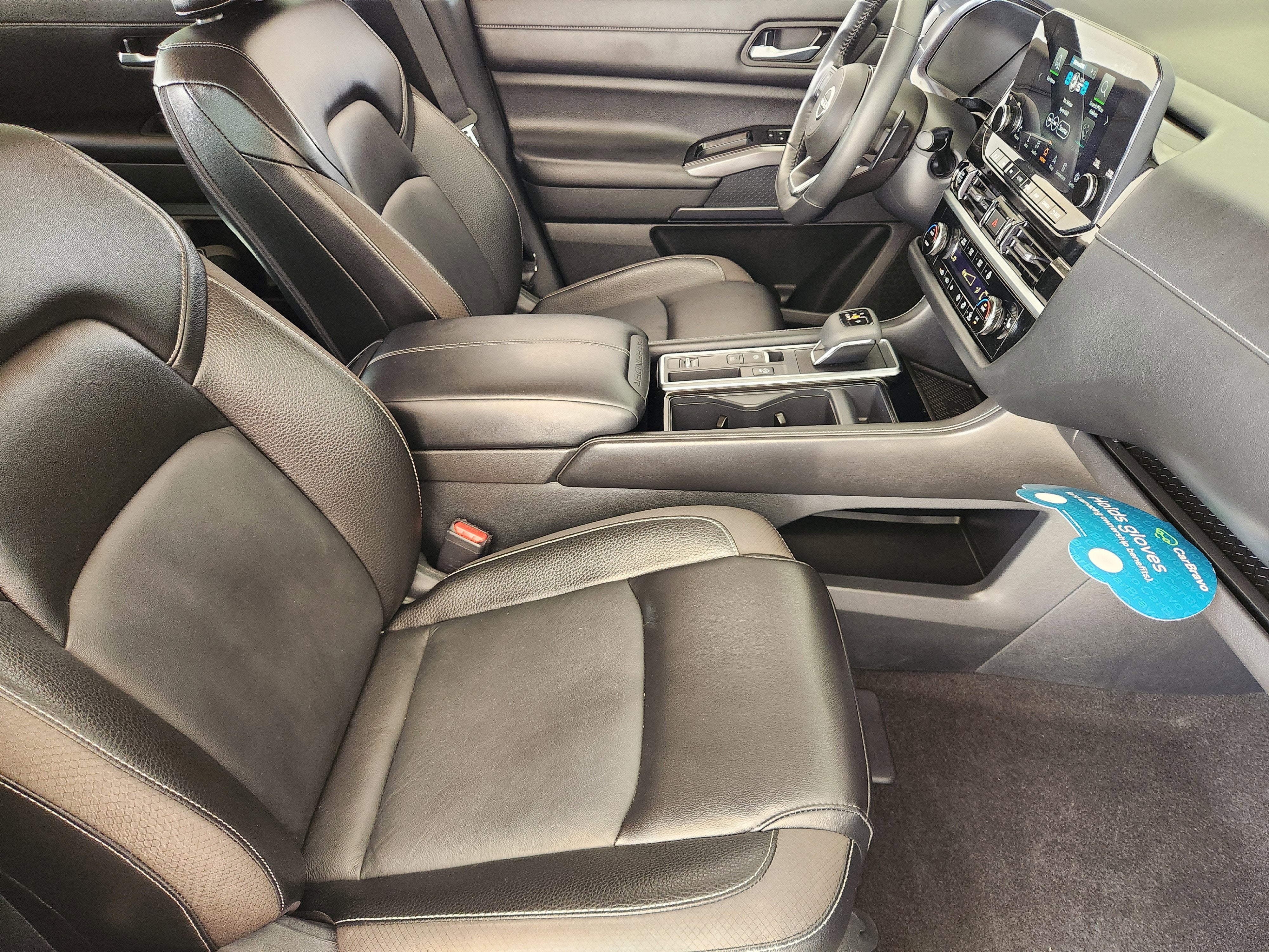 2023 Nissan Pathfinder SL FWD