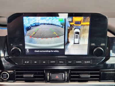 2023 Nissan Pathfinder SL FWD