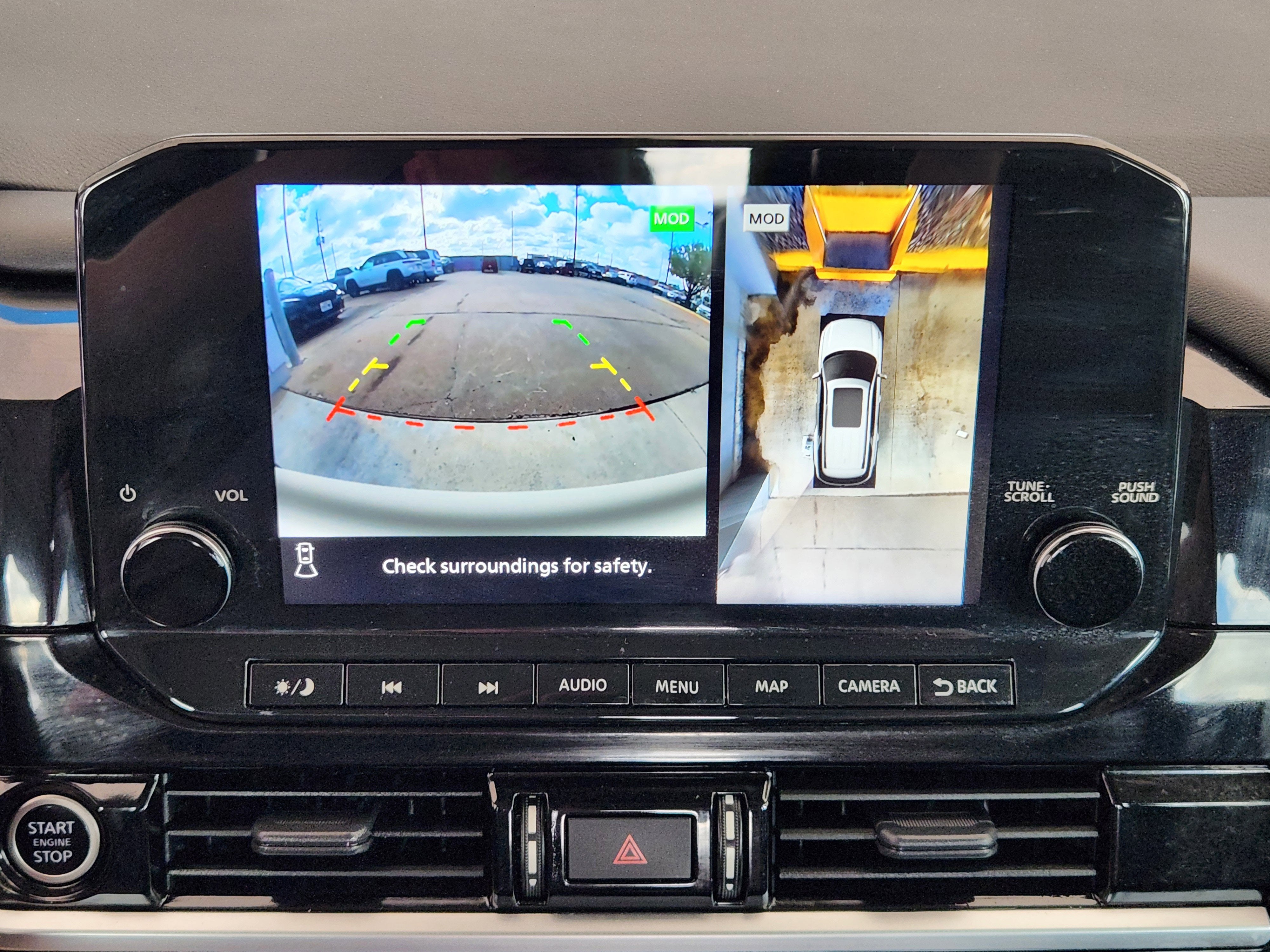 2023 Nissan Pathfinder SL FWD