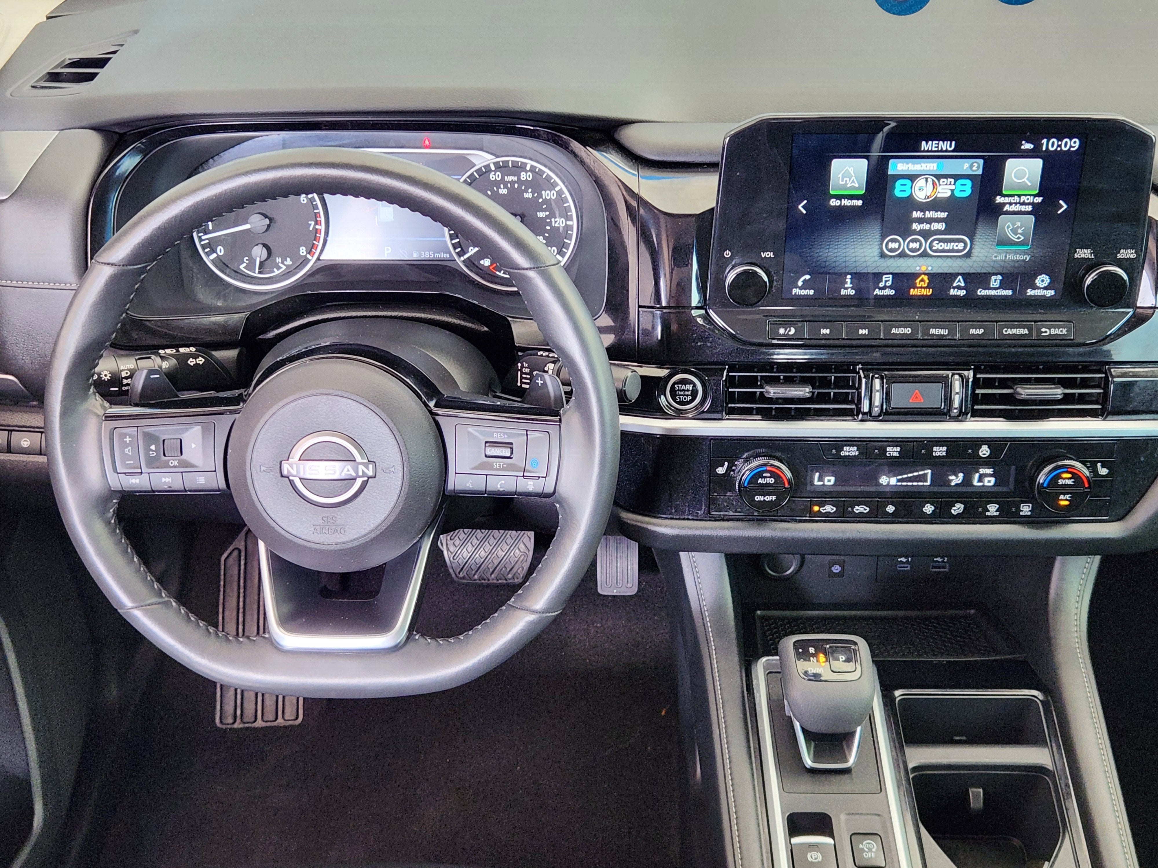 2023 Nissan Pathfinder SL FWD