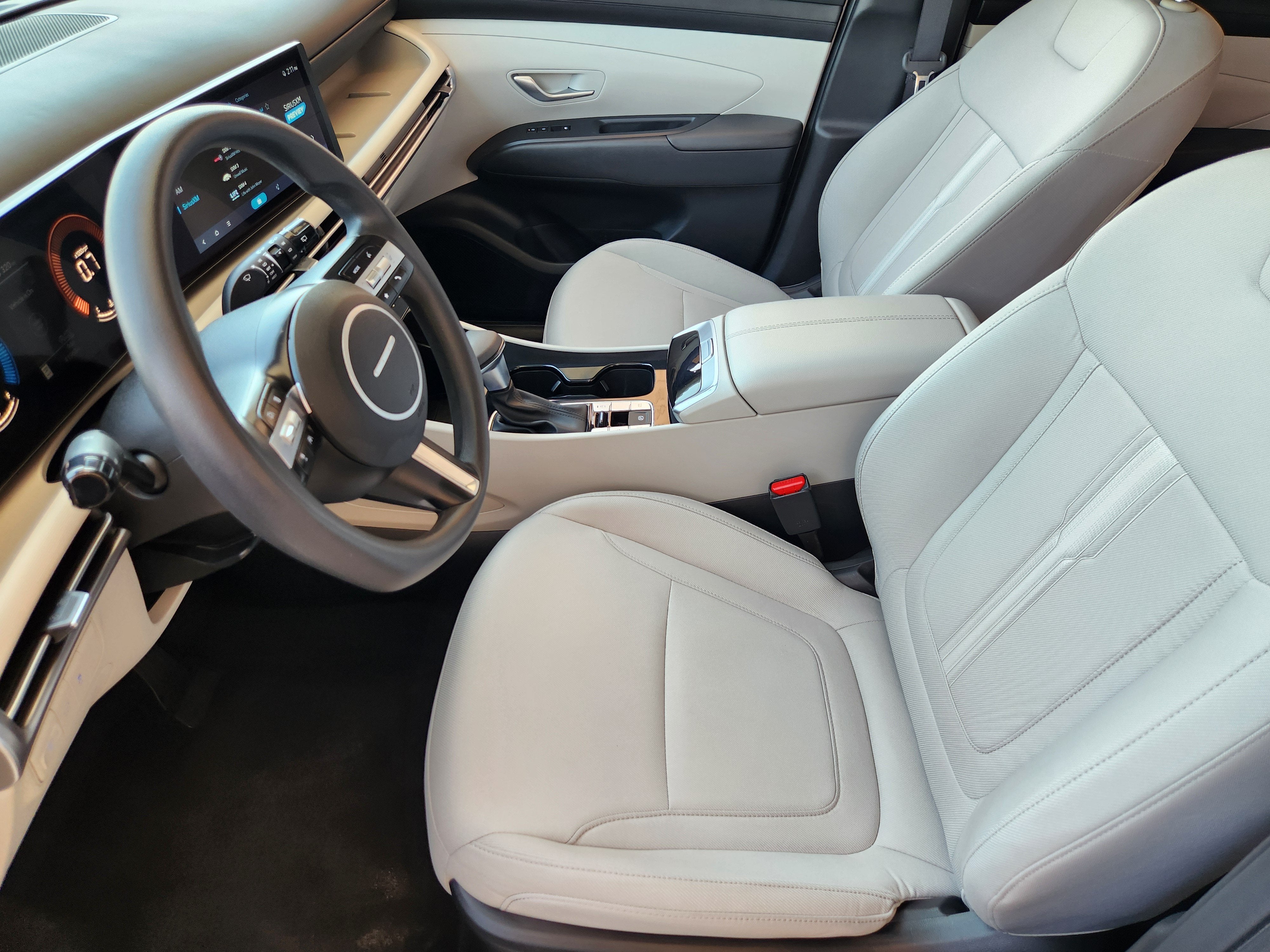 2025 Hyundai Tucson SEL - Photo 13