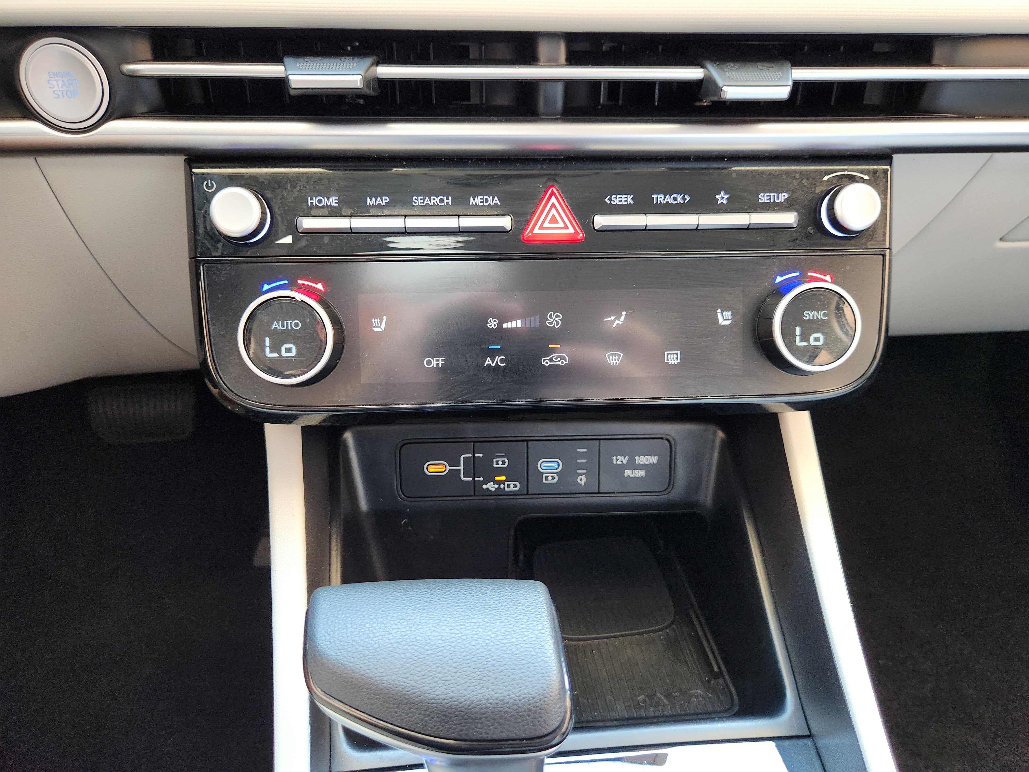 2025 Hyundai Tucson SEL - Photo 18