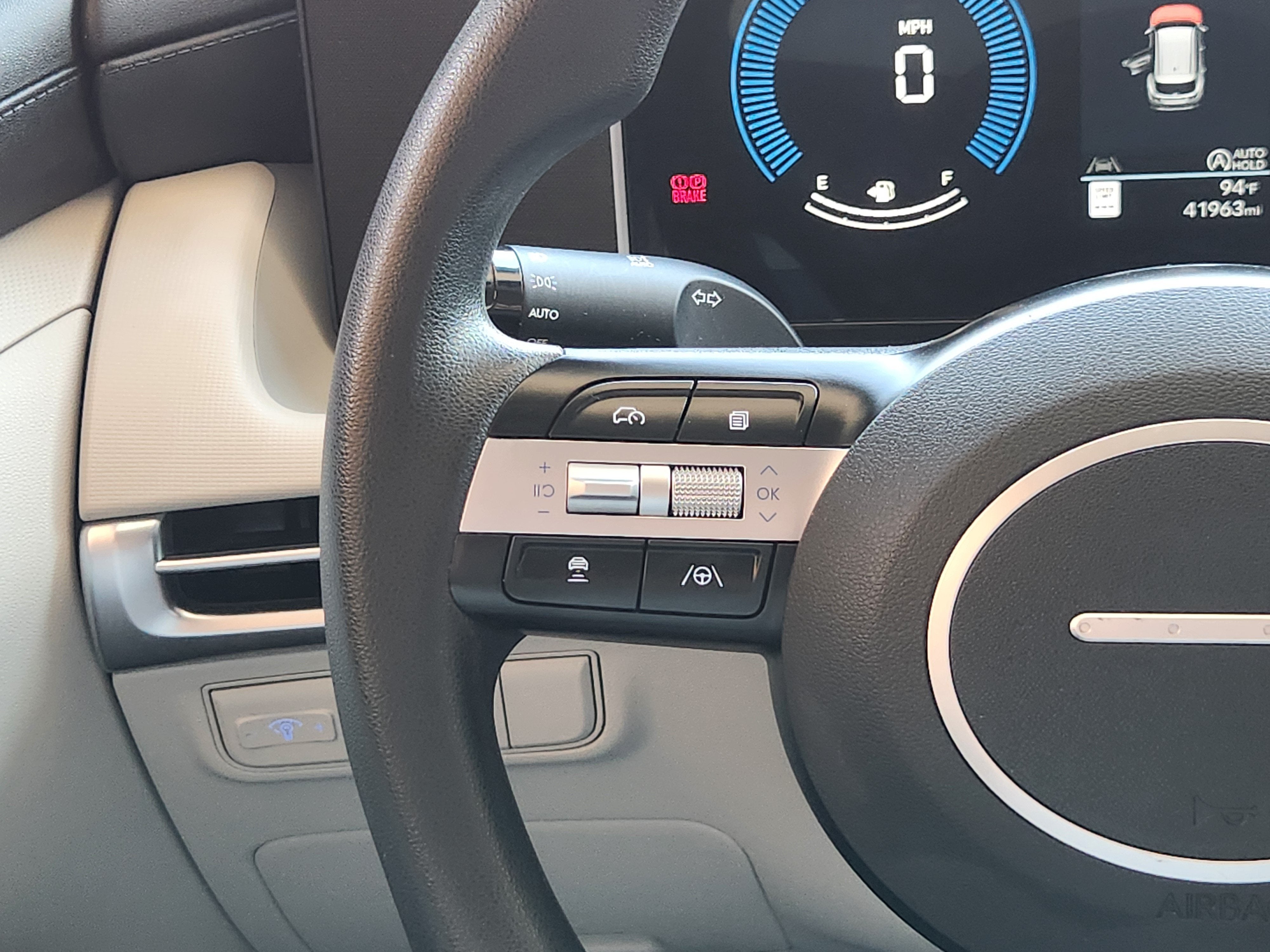 2025 Hyundai Tucson SEL - Photo 28