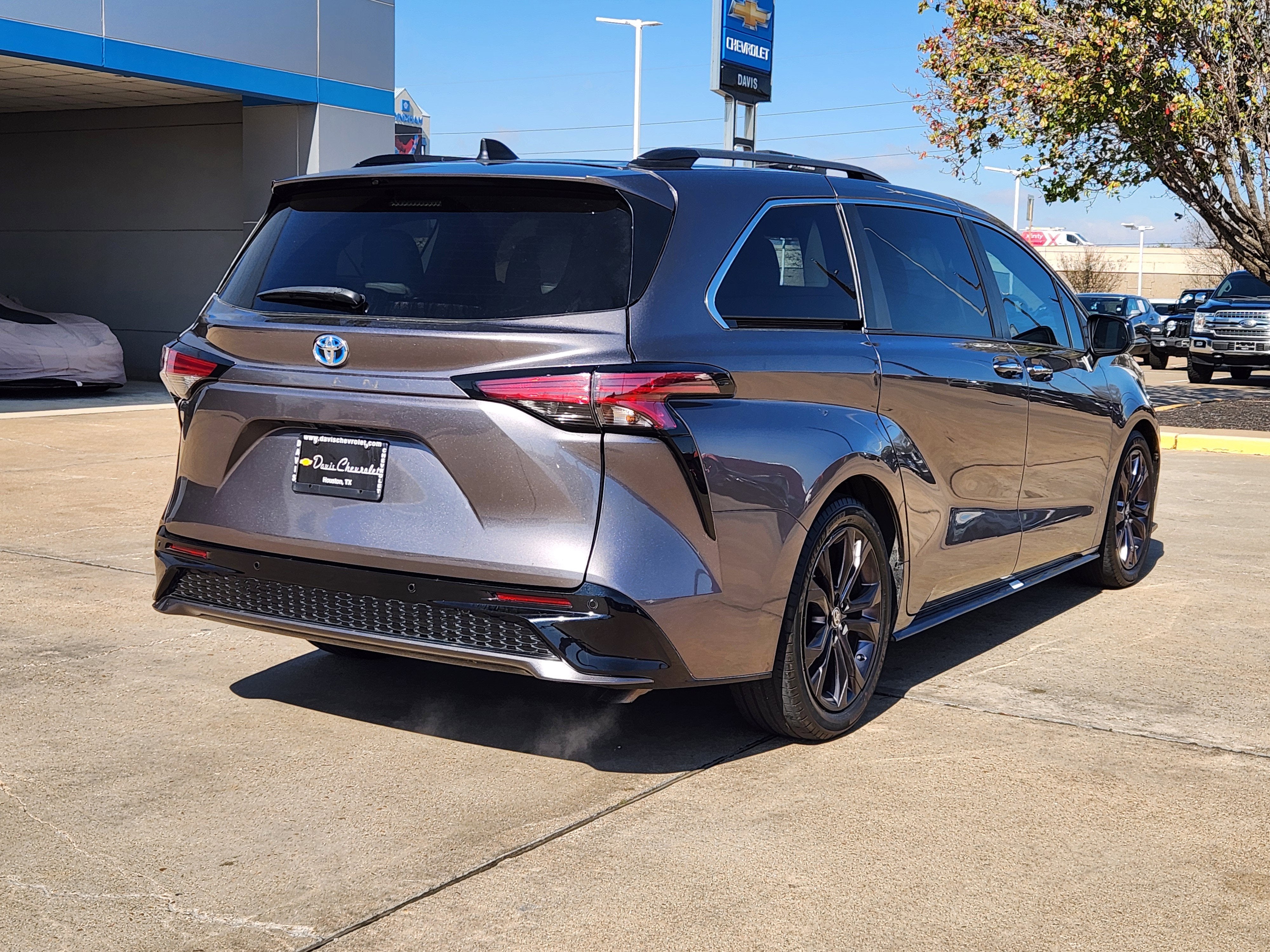 2022 Toyota Sienna XSE