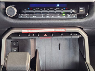 2026 Toyota Tundra Limited CrewMax 5.5' Bed