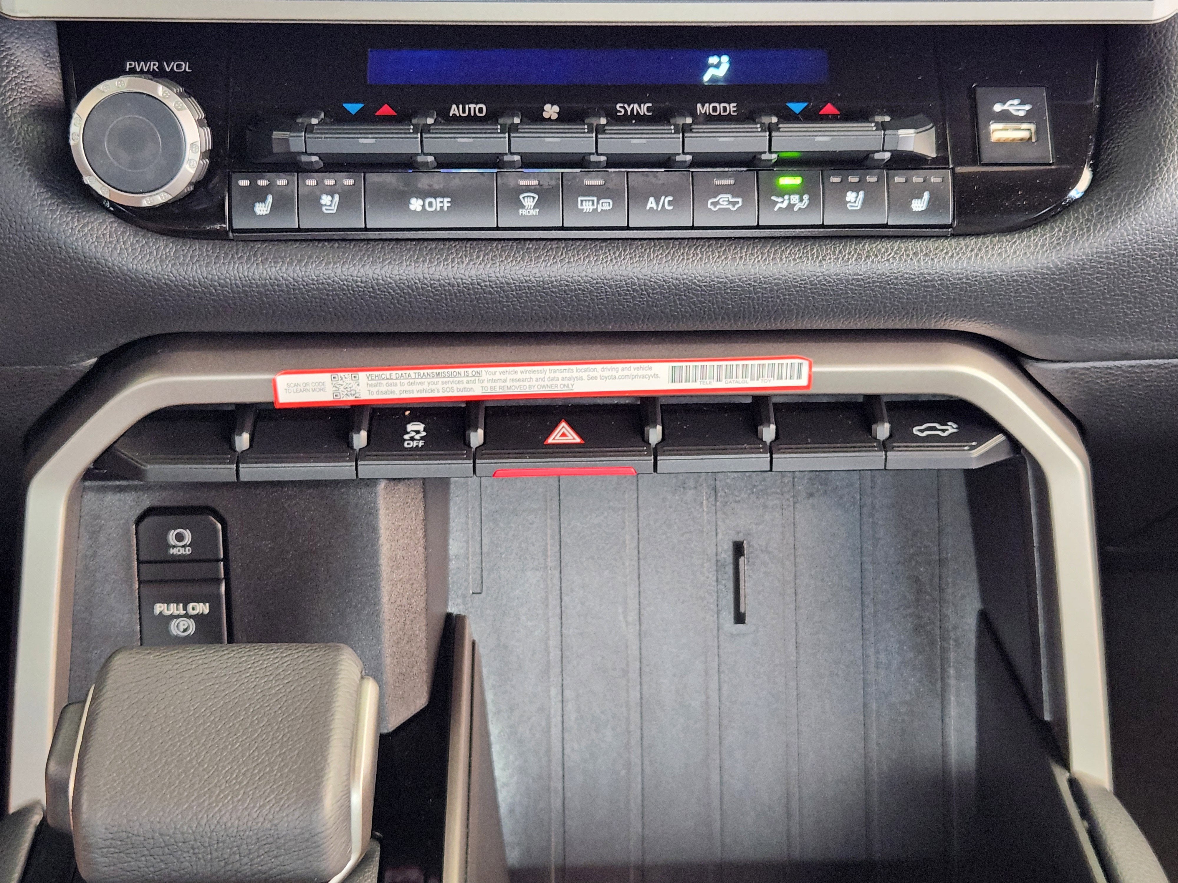 2026 Toyota Tundra Limited CrewMax 5.5' Bed