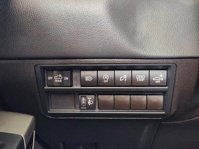 2026 Toyota Tundra Limited CrewMax 5.5' Bed