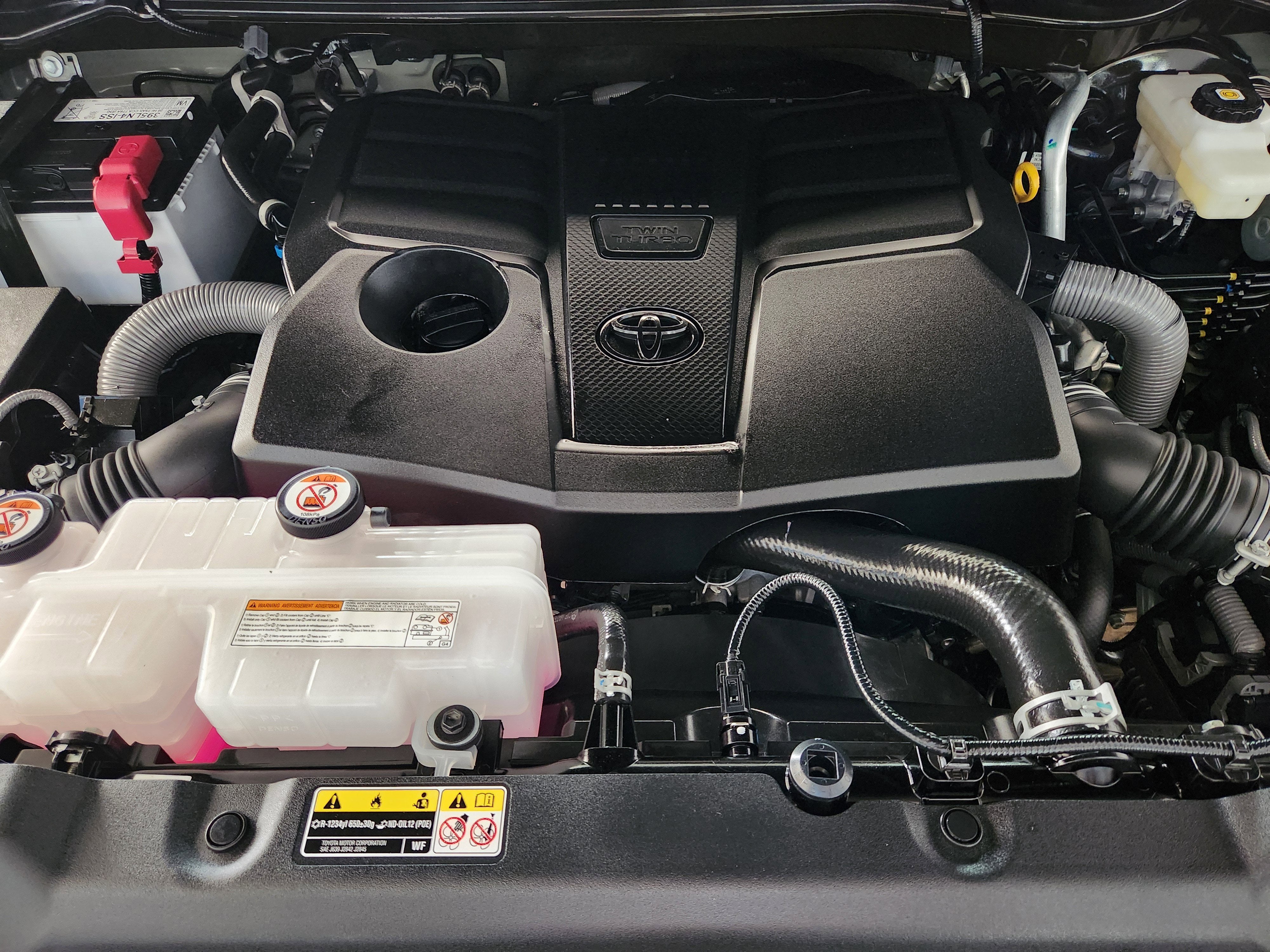 2026 Toyota Tundra Limited CrewMax 5.5' Bed