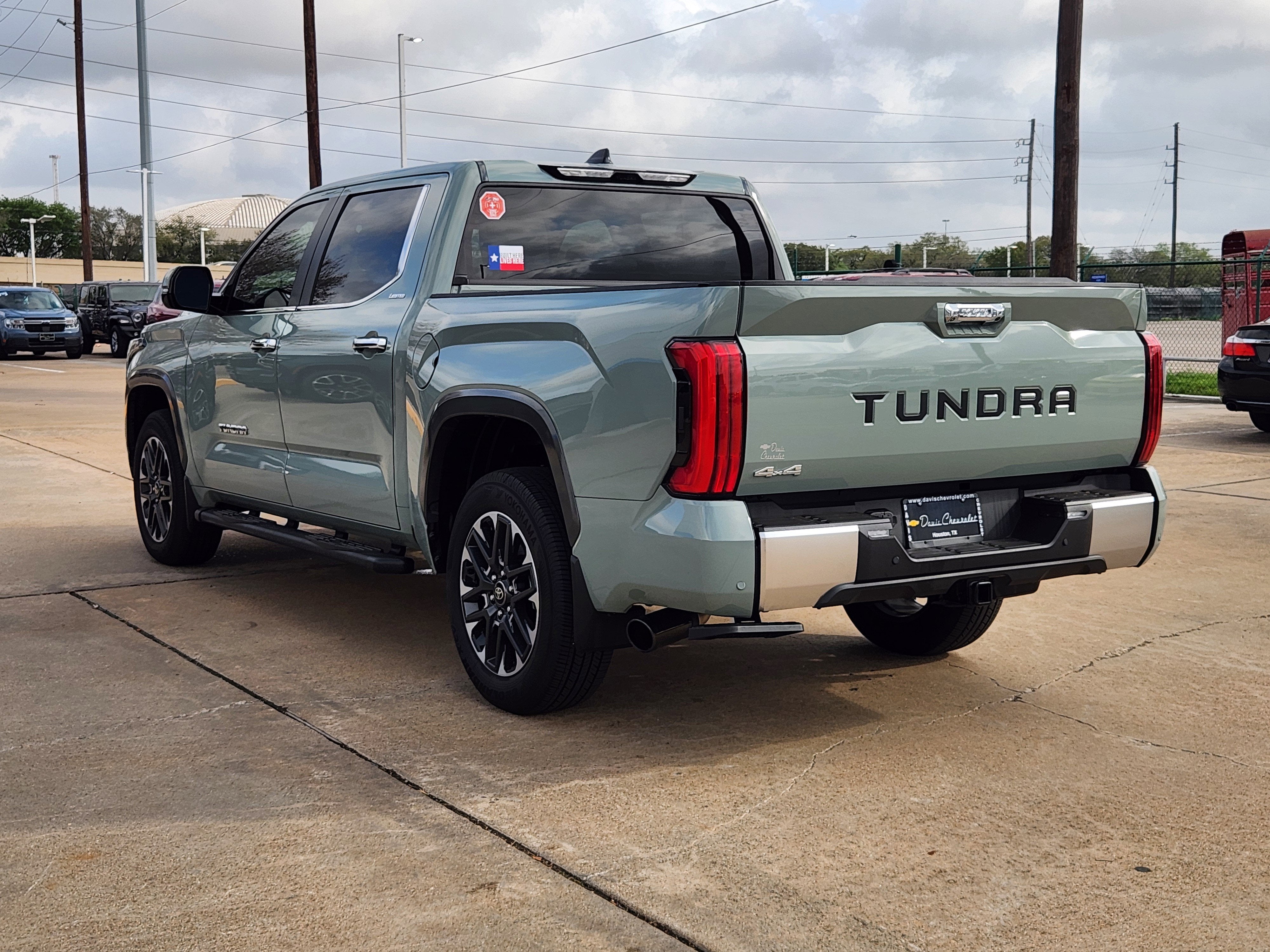 2026 Toyota Tundra Limited CrewMax 5.5' Bed
