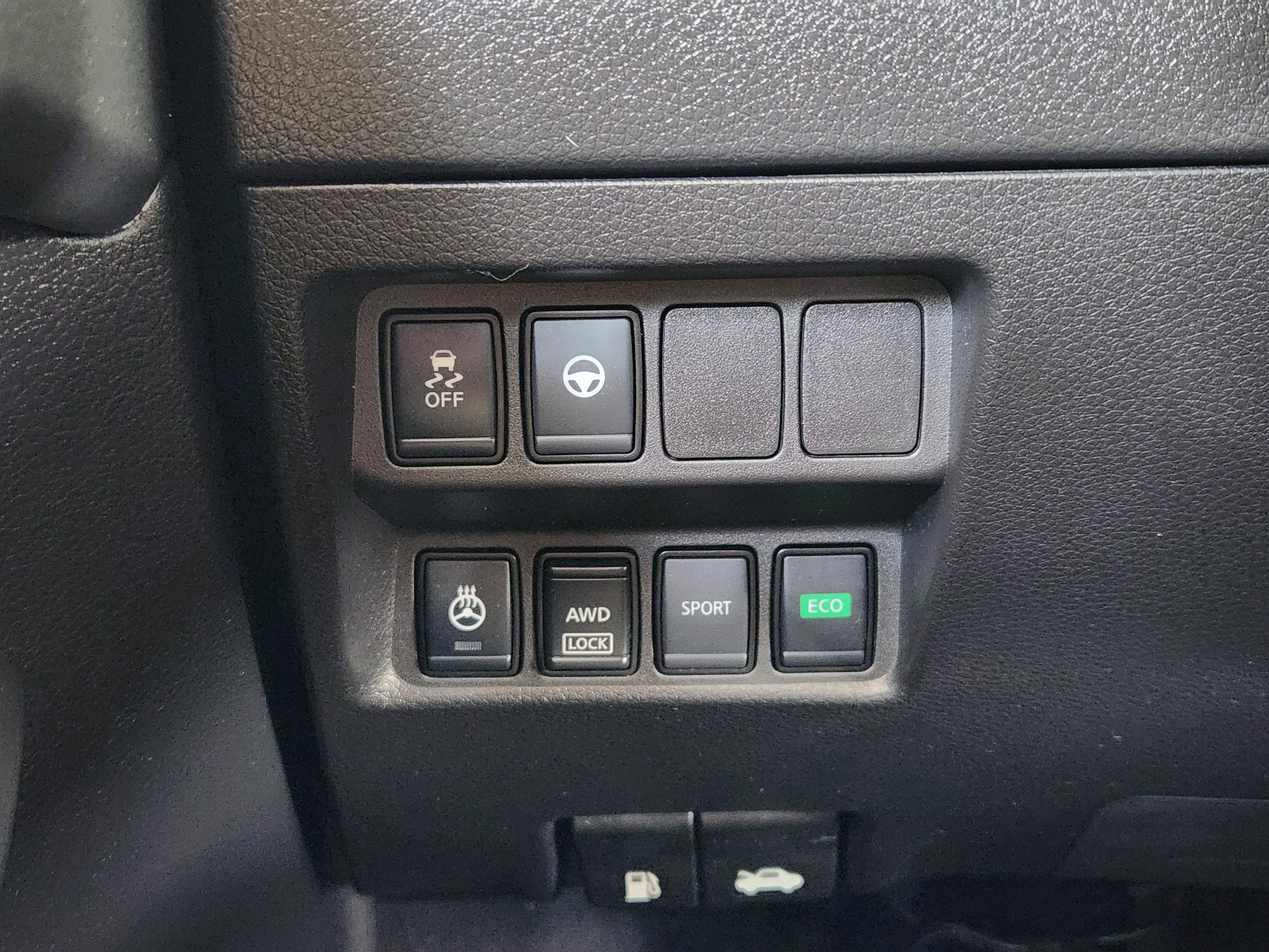 2022 Nissan Rogue Sport SL AWD Xtronic CVT