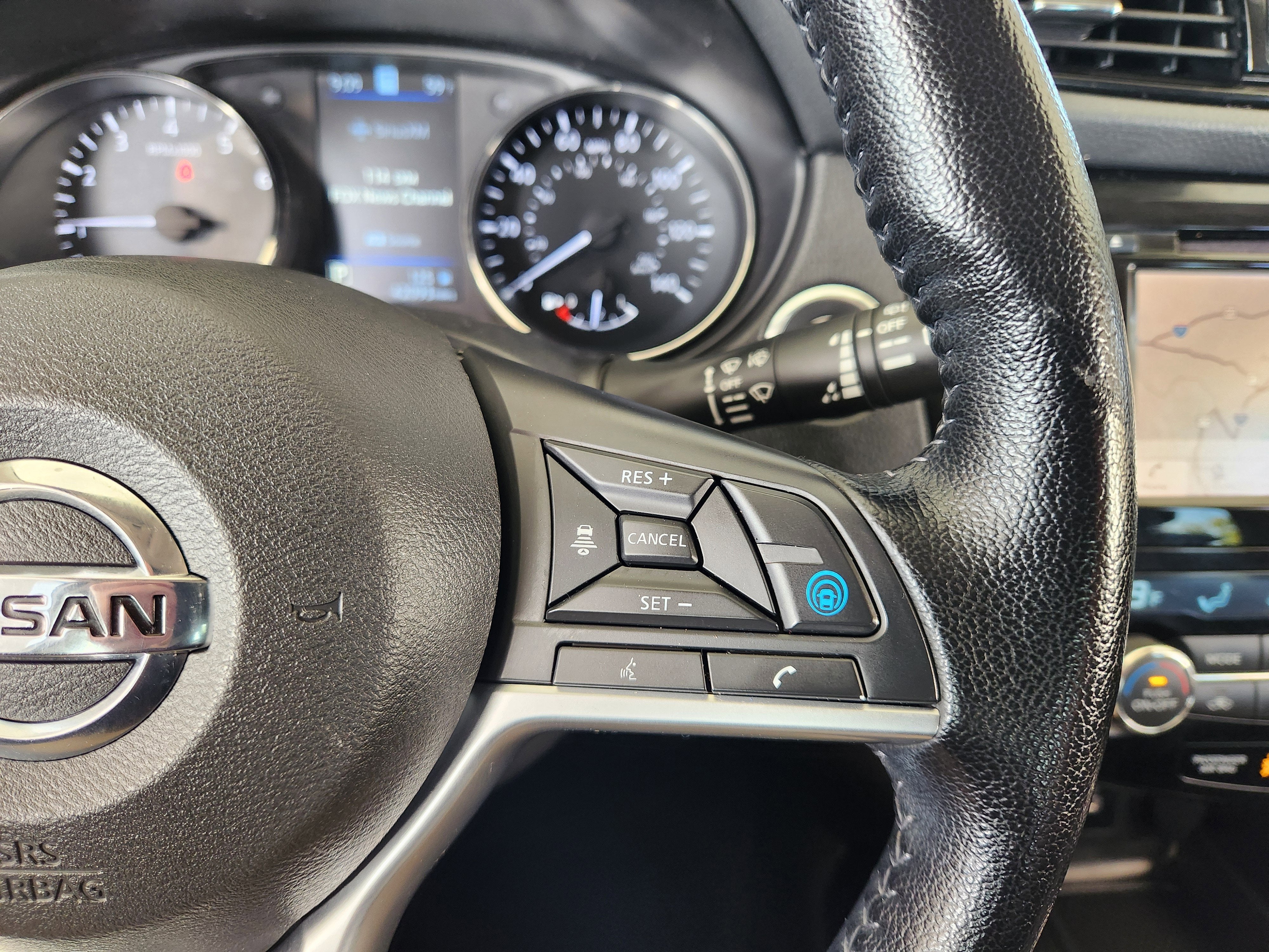 2022 Nissan Rogue Sport SL AWD Xtronic CVT