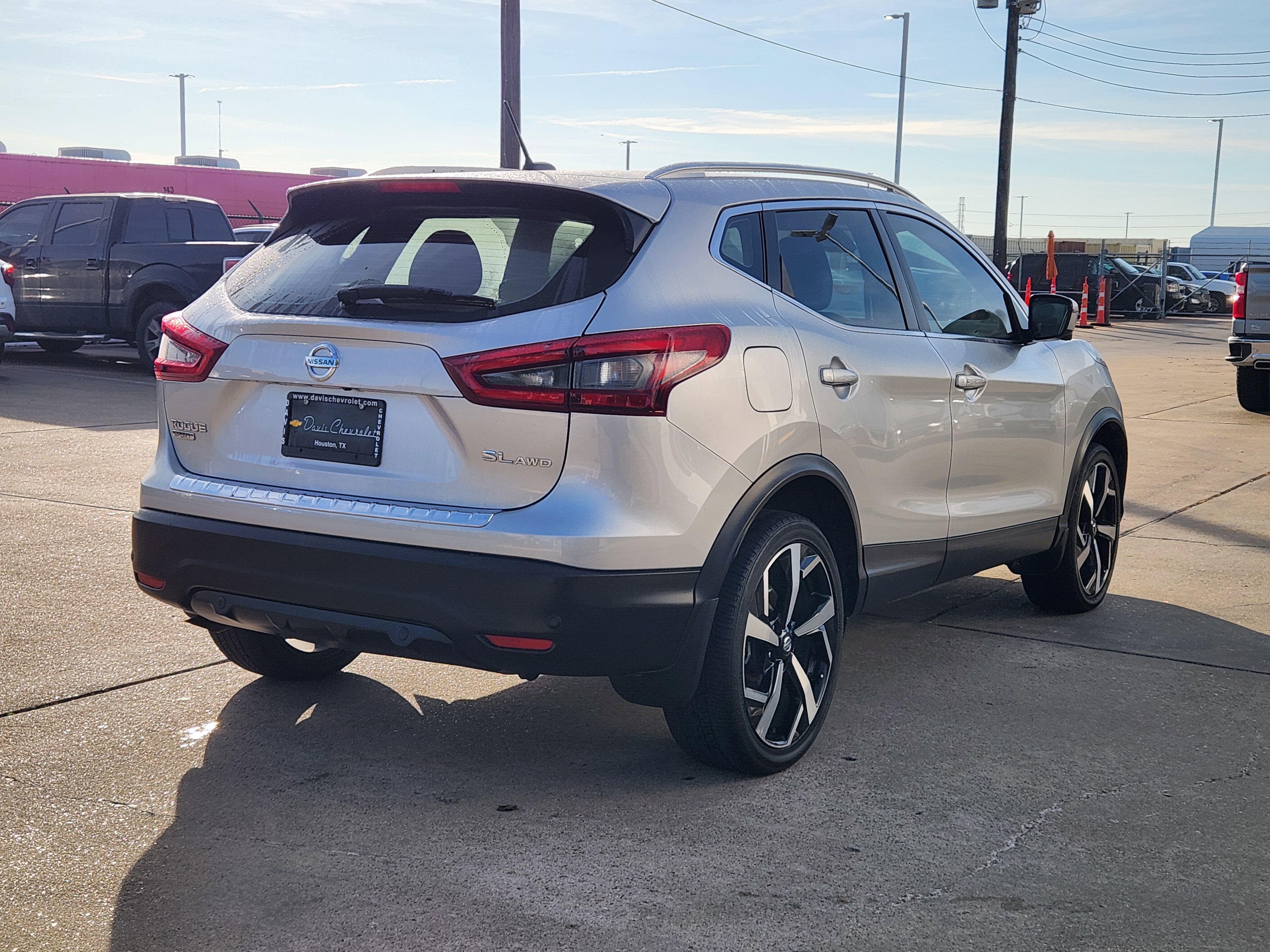 2022 Nissan Rogue Sport SL AWD Xtronic CVT