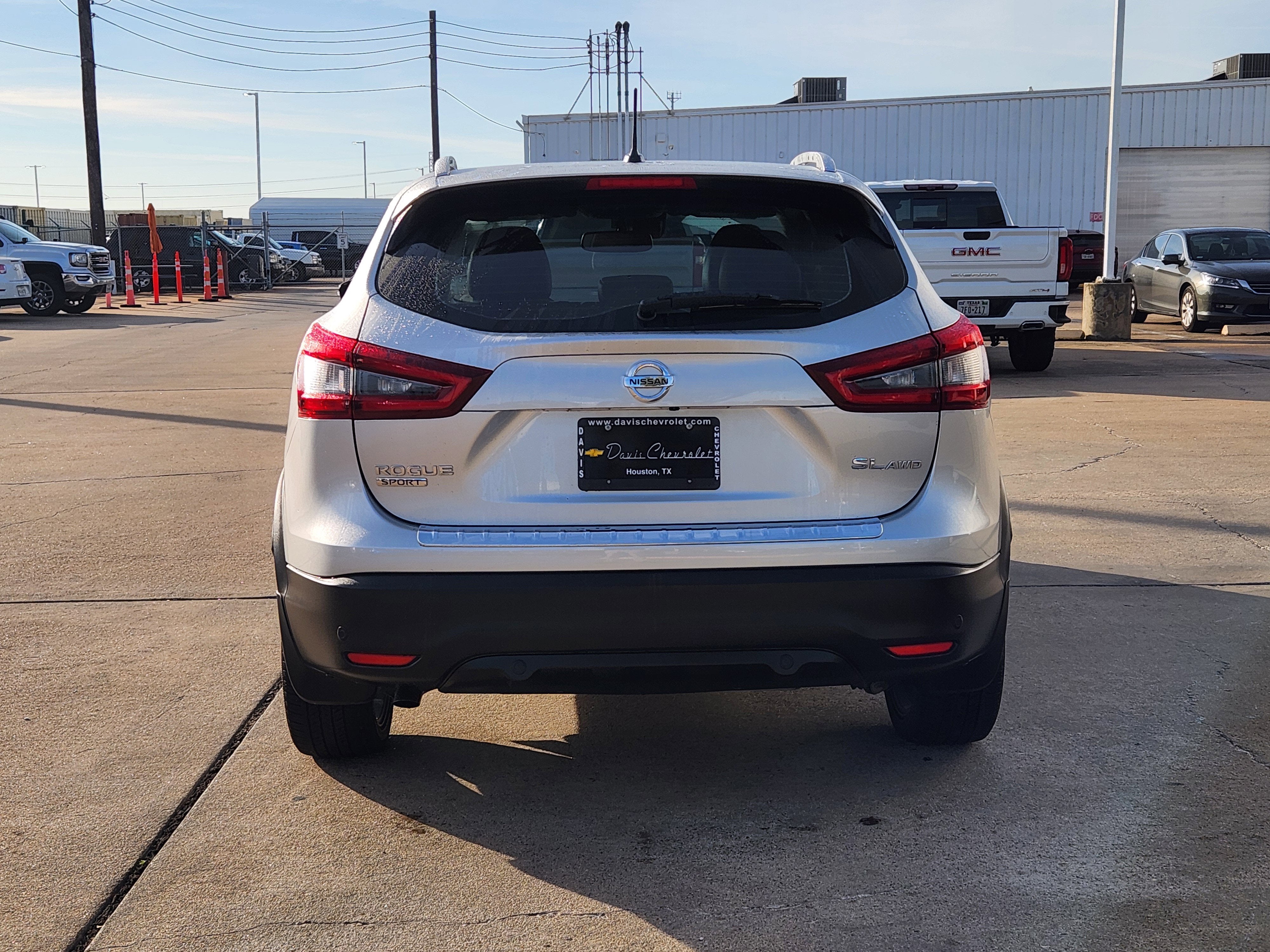 2022 Nissan Rogue Sport SL AWD Xtronic CVT