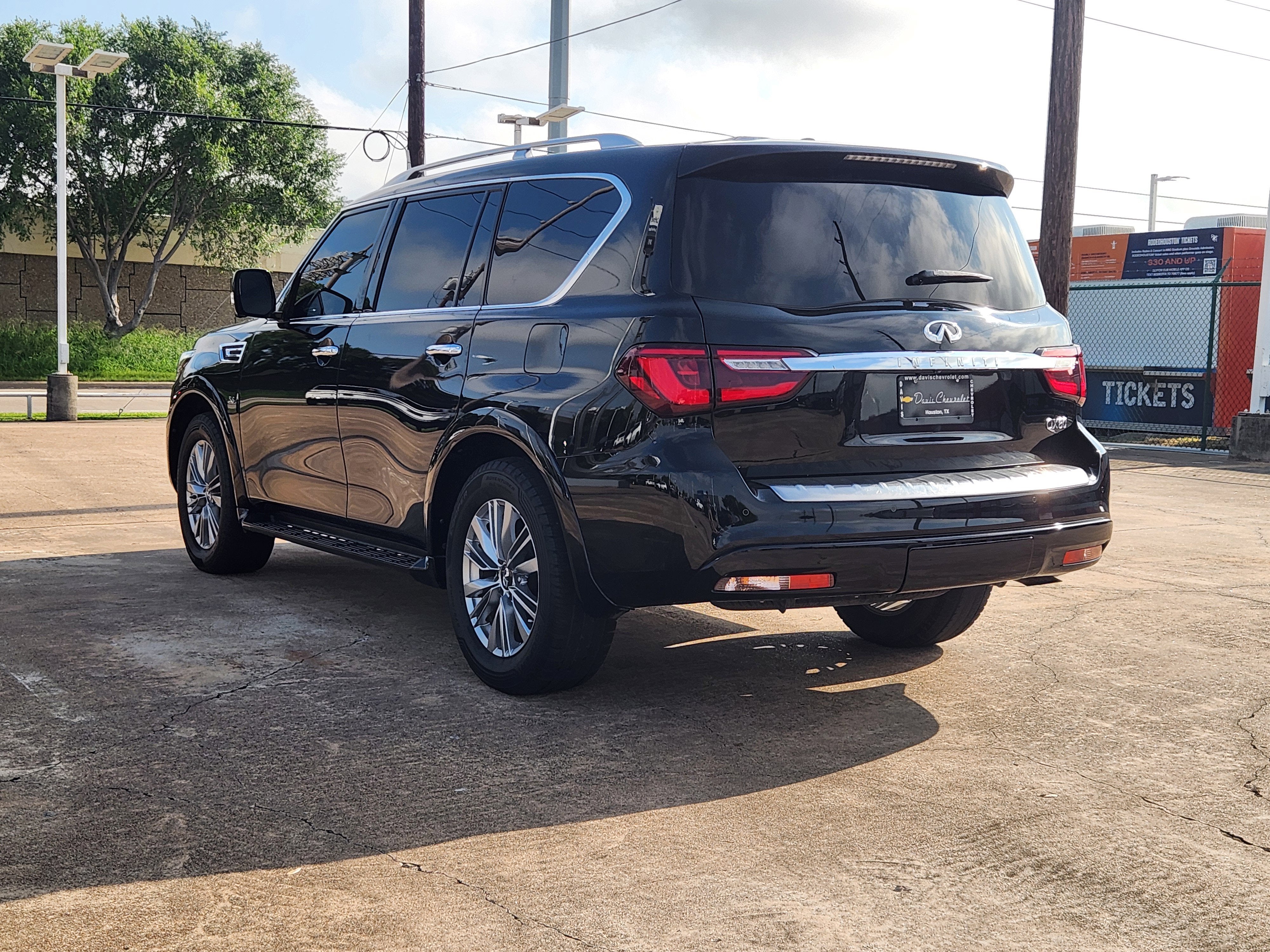 2020 INFINITI QX80 LUXE