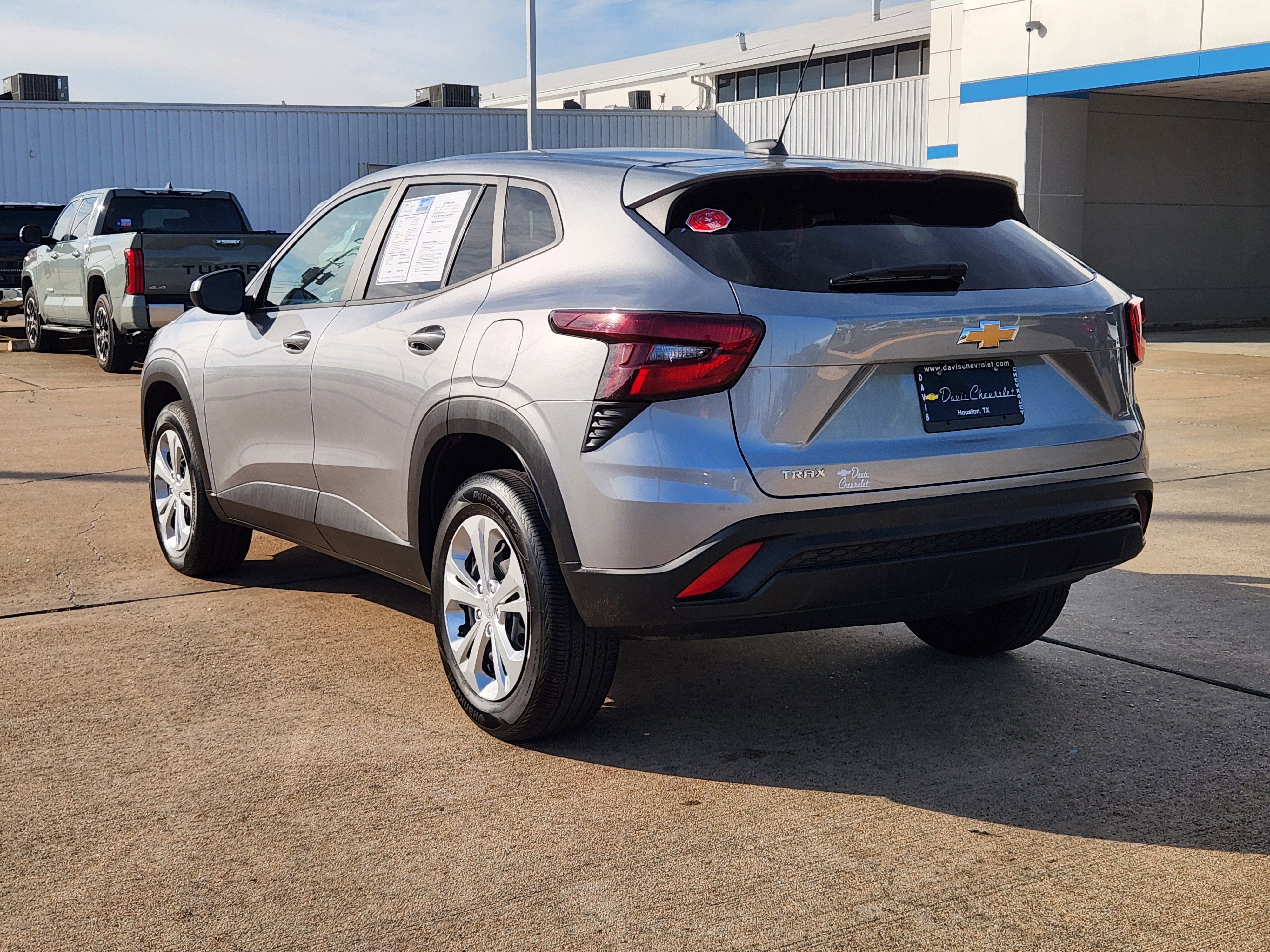 2025 Chevrolet Trax LS