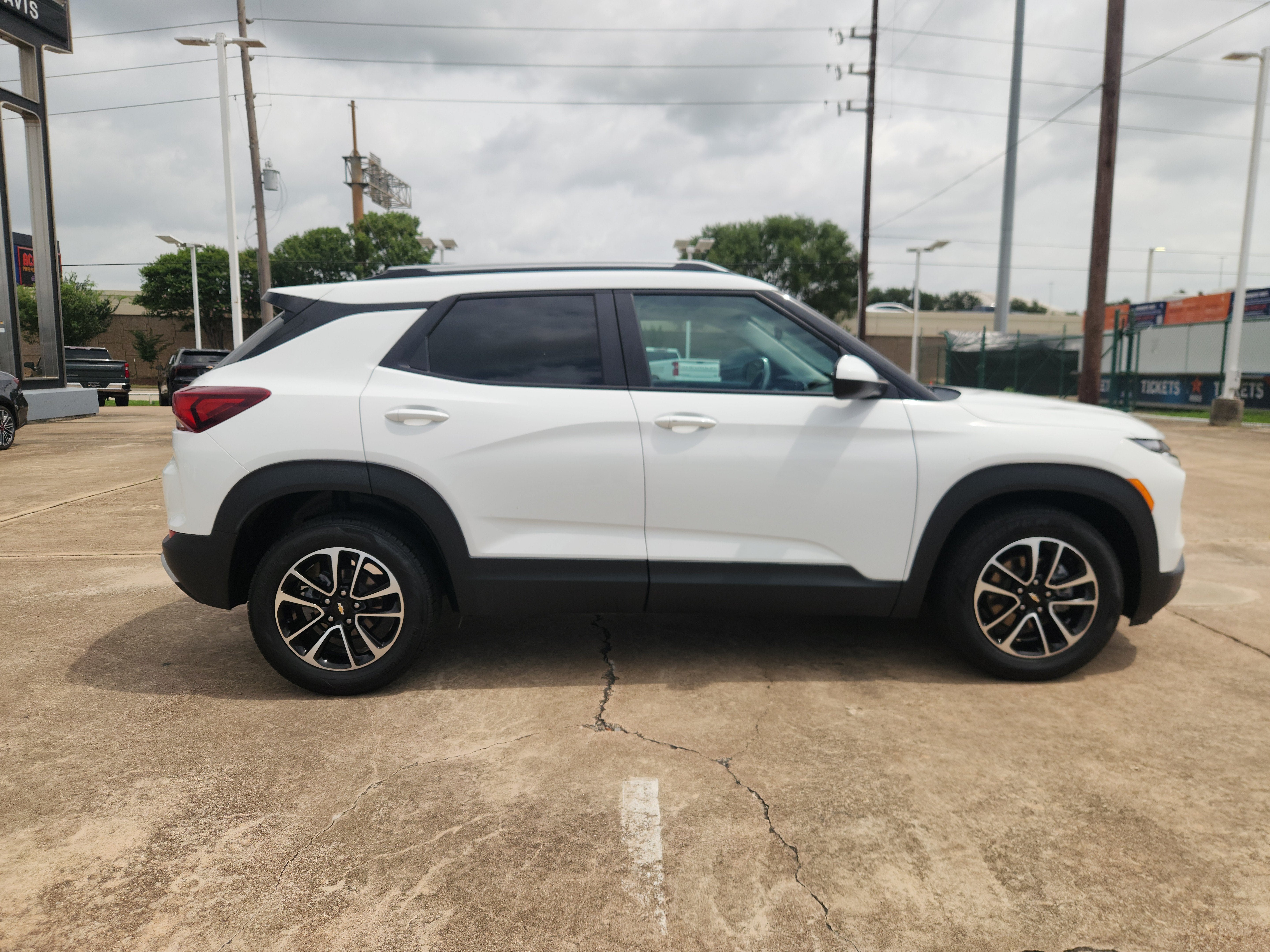 2024 Chevrolet Trailblazer LT