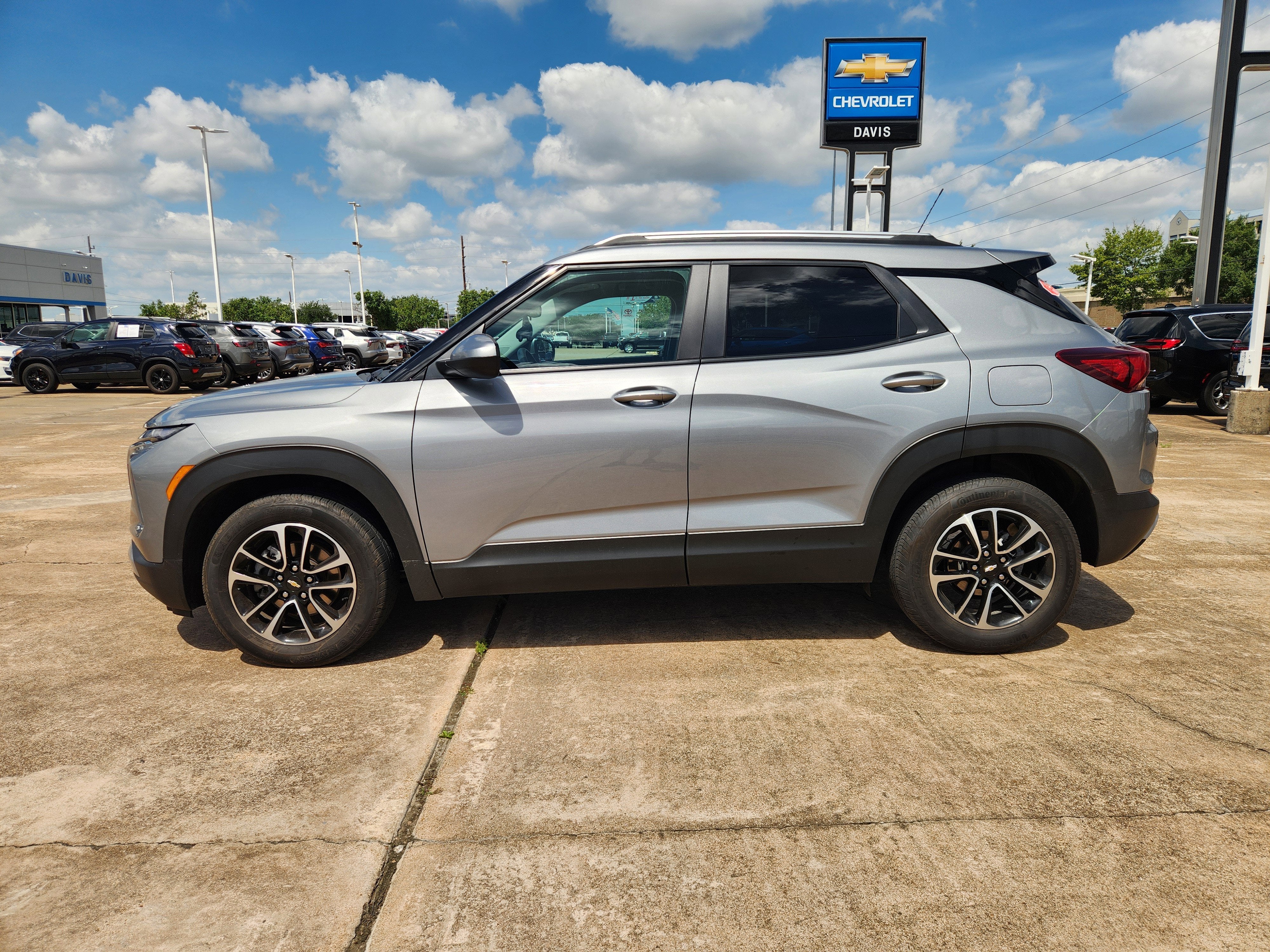 2025 Chevrolet Trailblazer LT