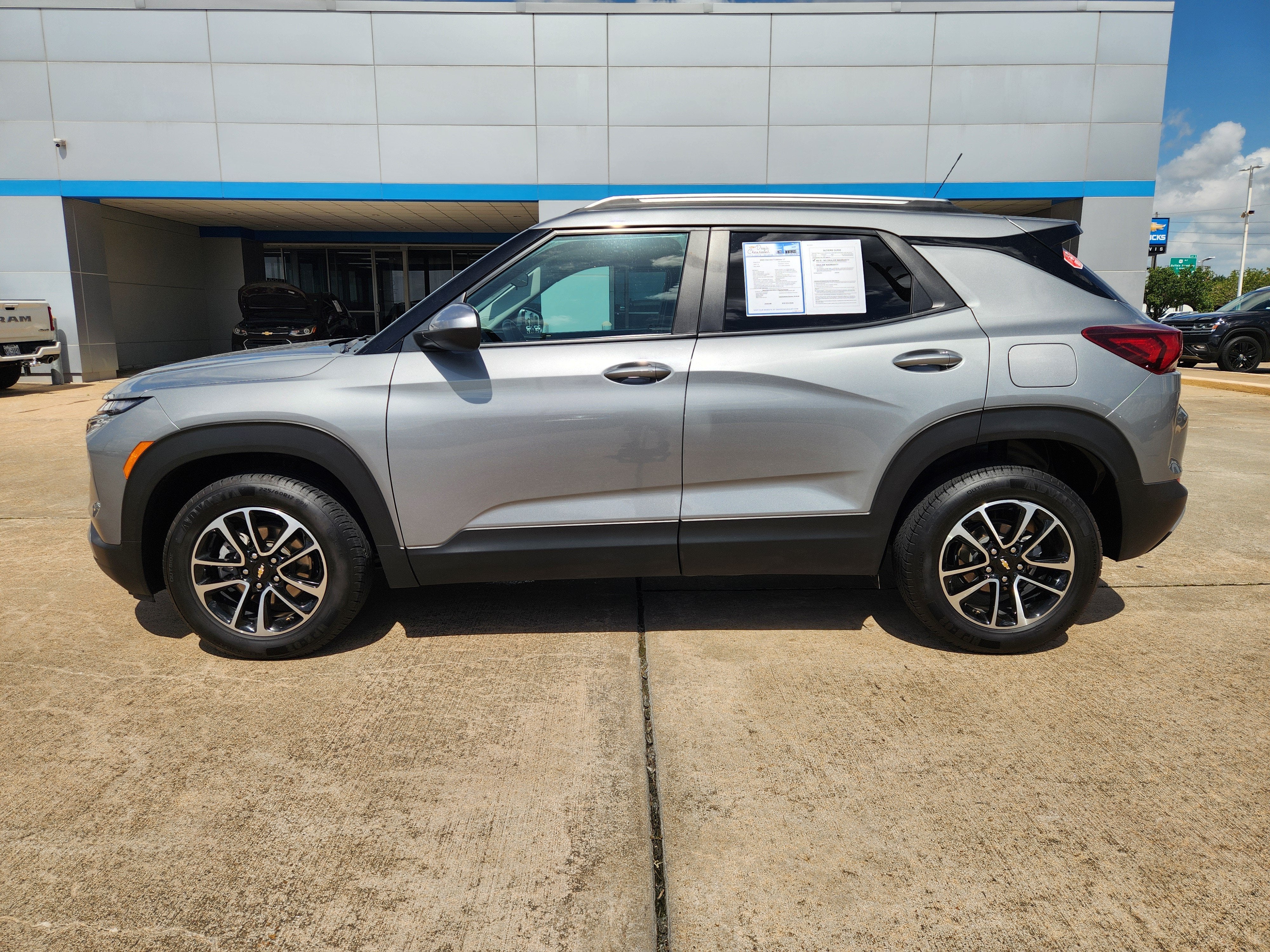 2025 Chevrolet Trailblazer LT