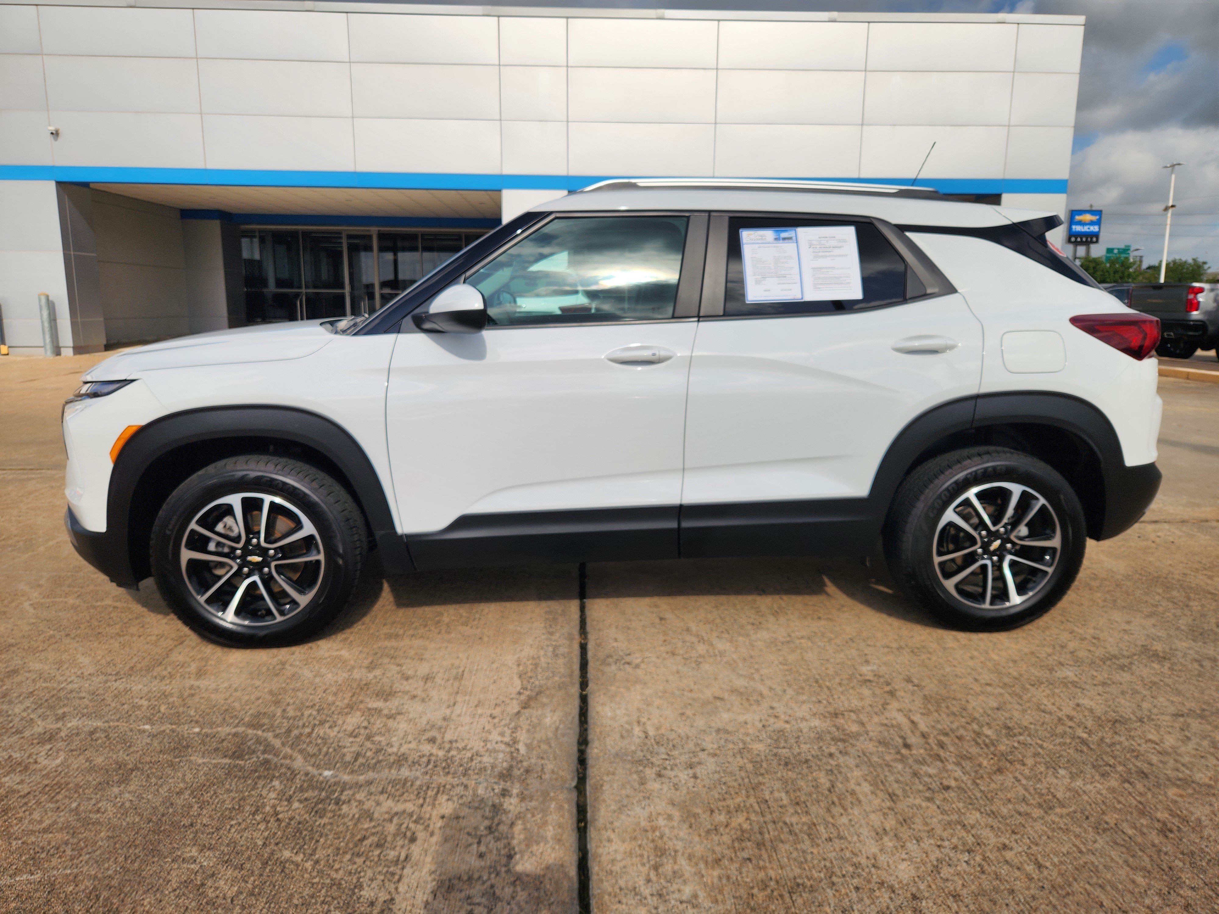 2025 Chevrolet Trailblazer LT