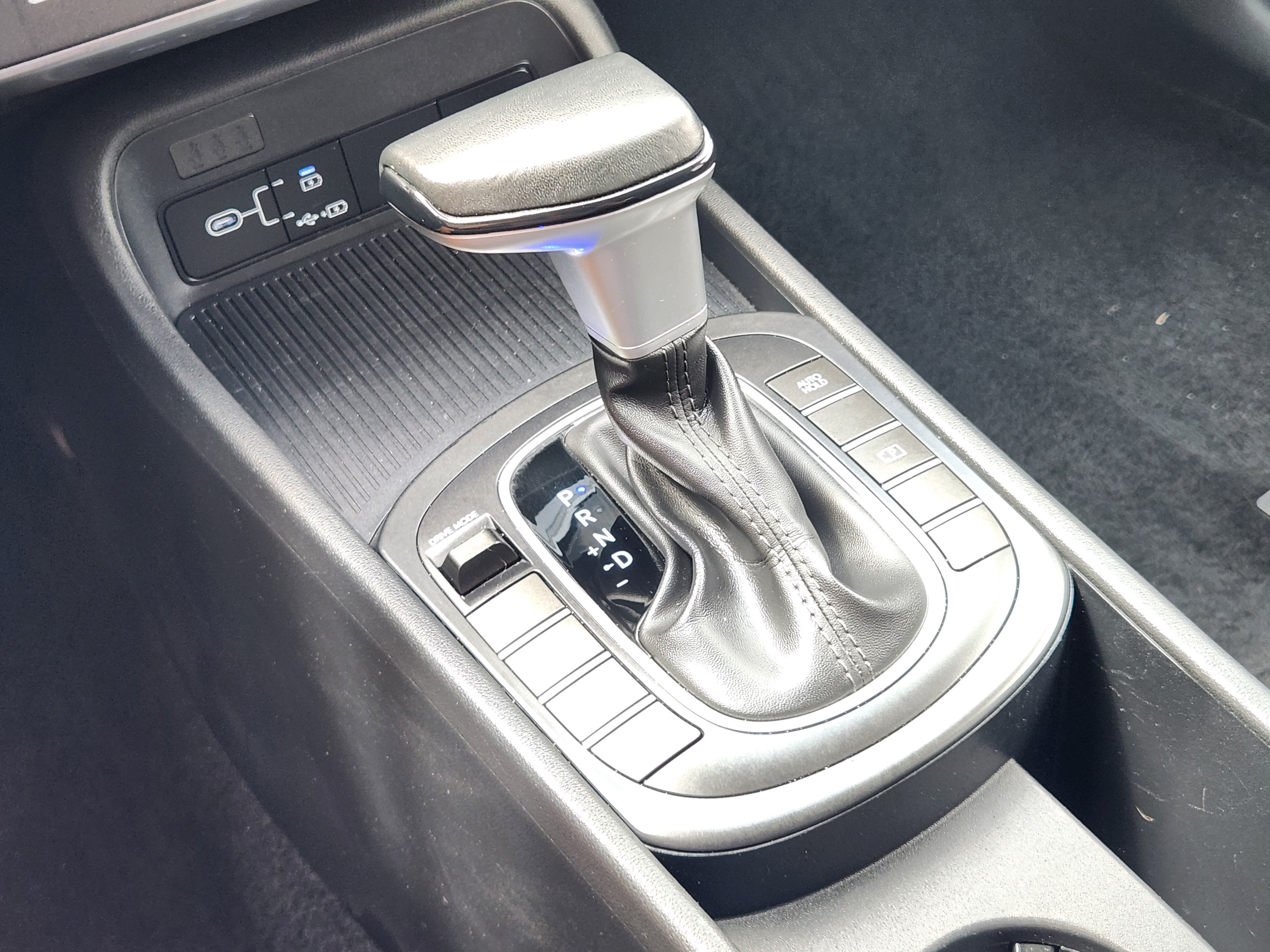 2024 Hyundai Kona SEL - Photo 19