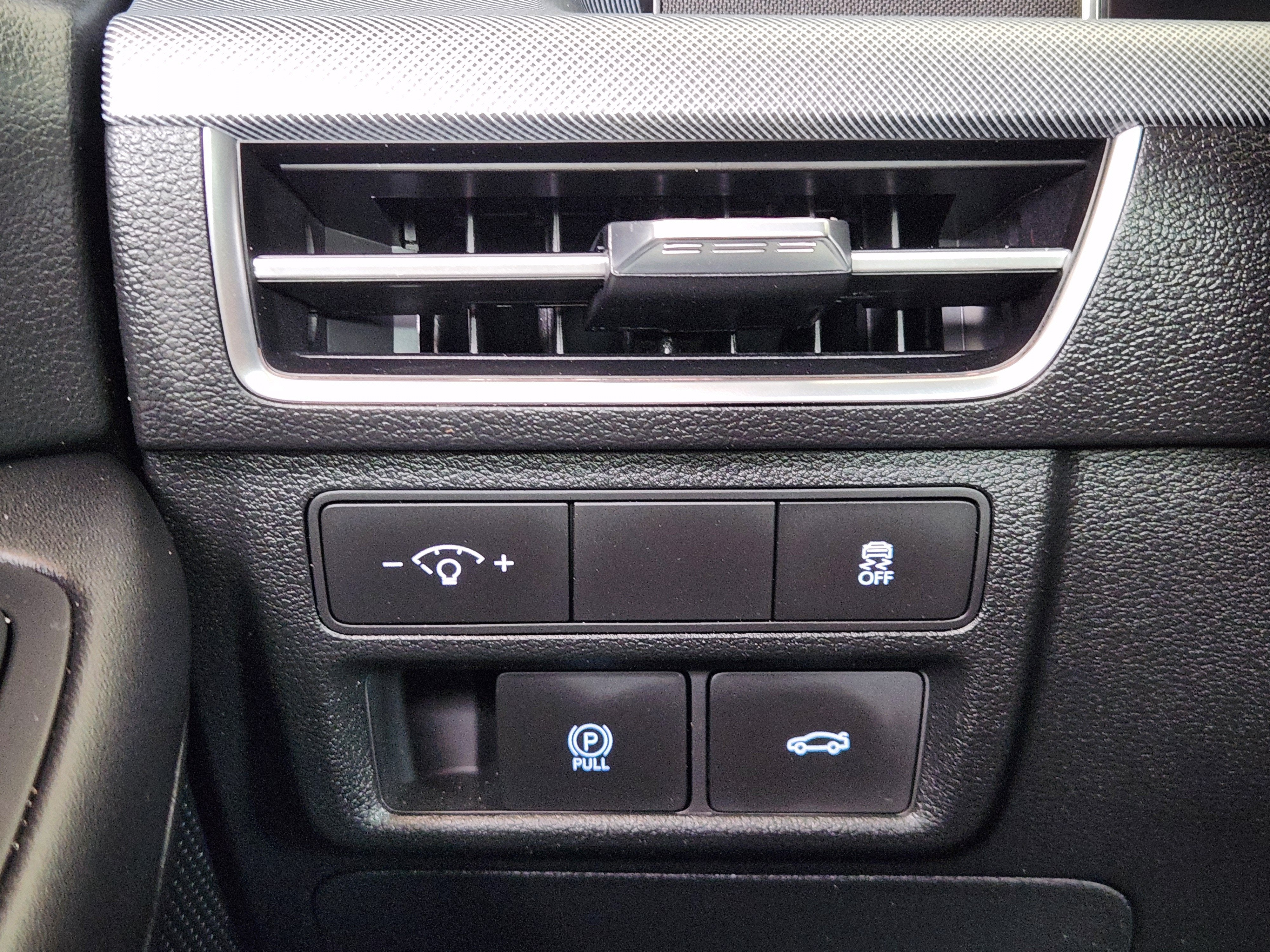 2025 Hyundai Sonata SEL - Photo 20