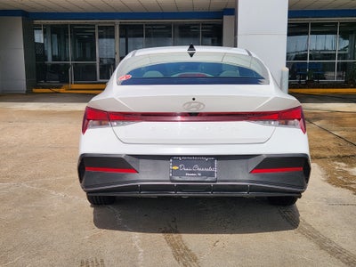 2024 Hyundai Elantra SEL