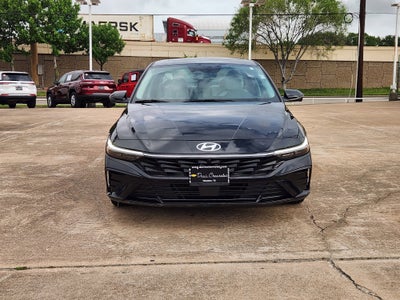 2024 Hyundai Elantra Limited