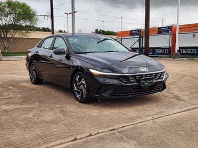 2024 Hyundai Elantra Limited