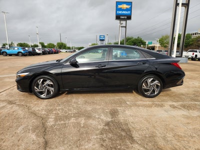 2024 Hyundai Elantra Limited