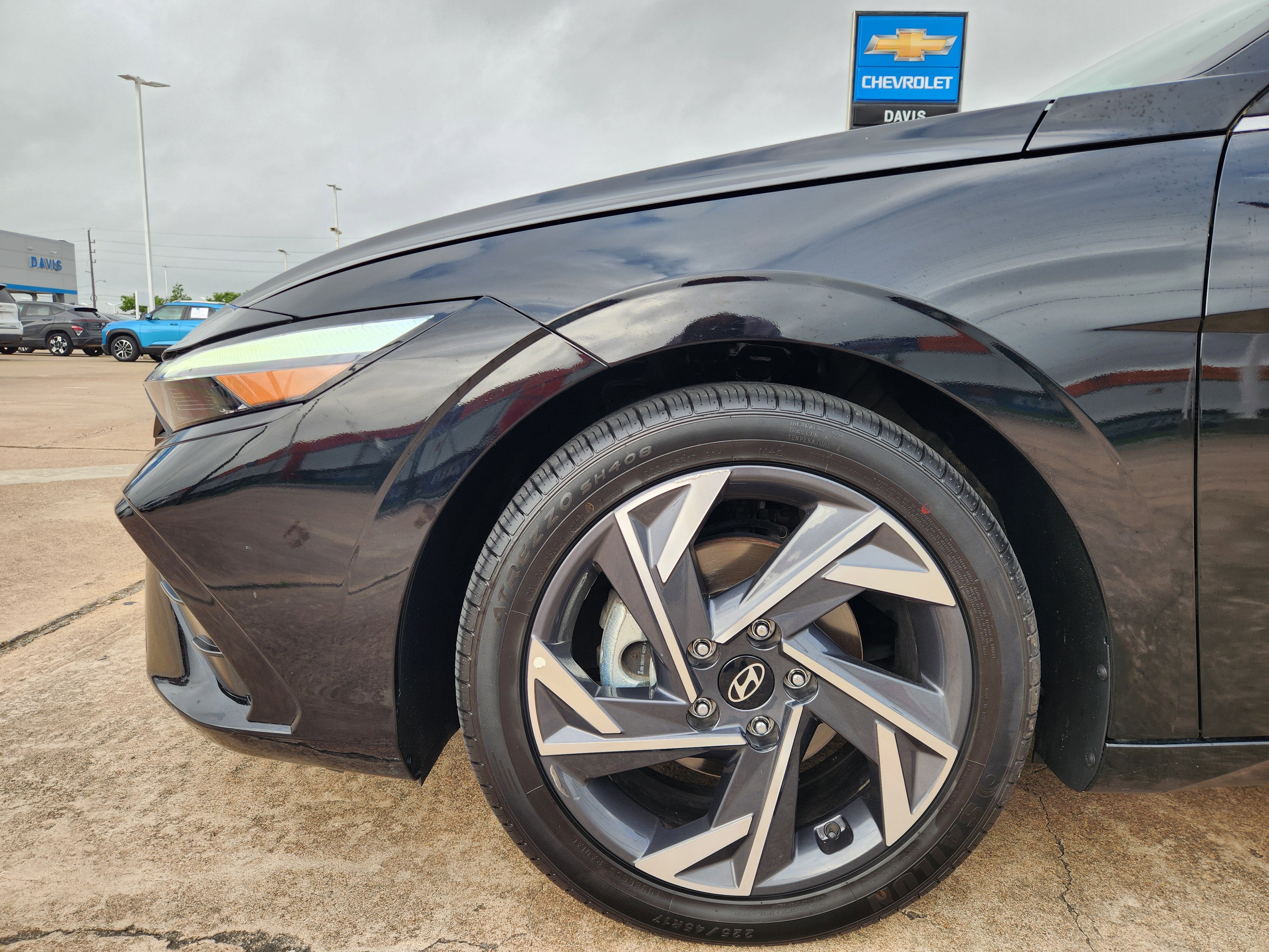 2024 Hyundai Elantra Limited