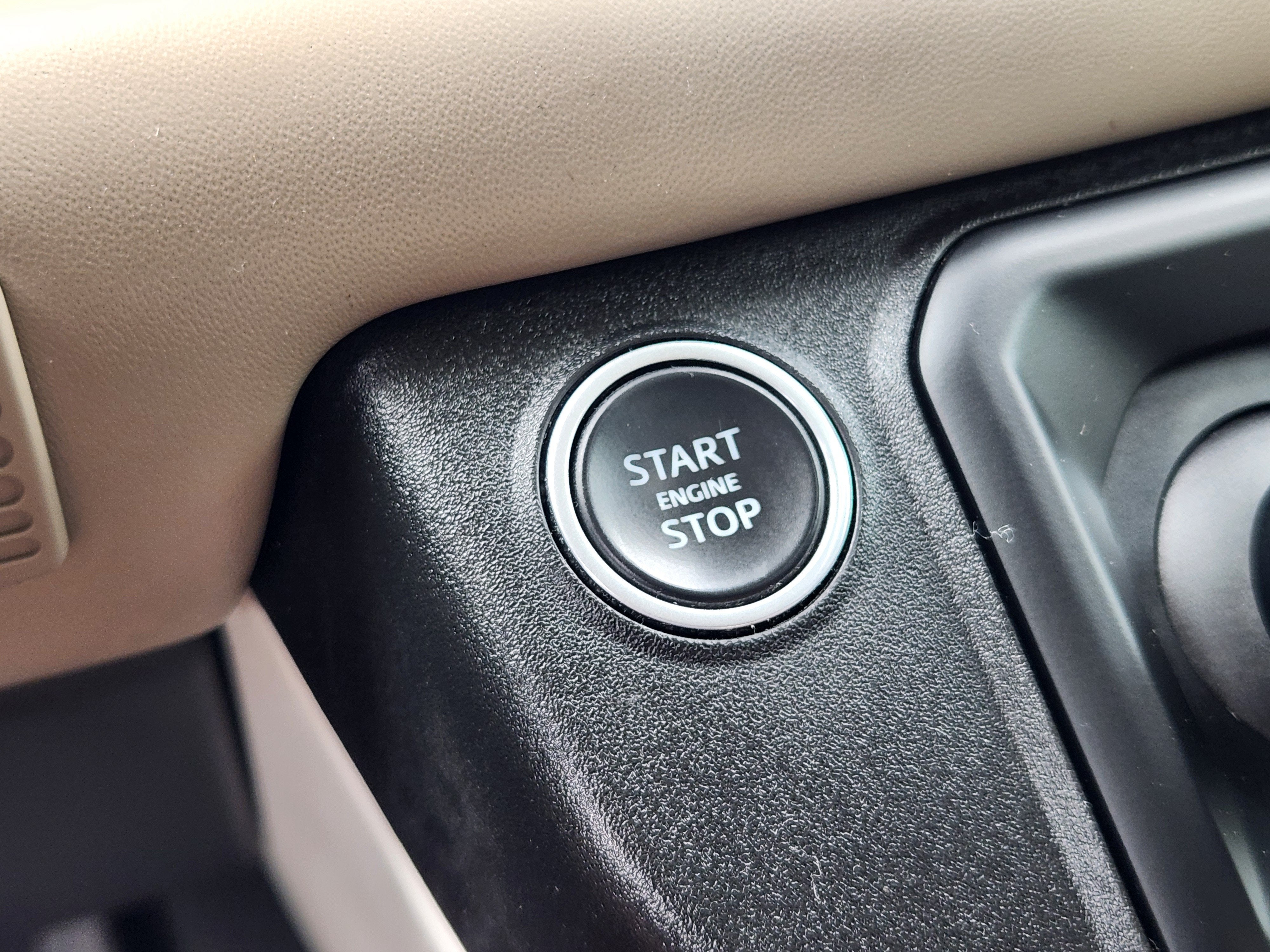 2020 Land Rover Defender S